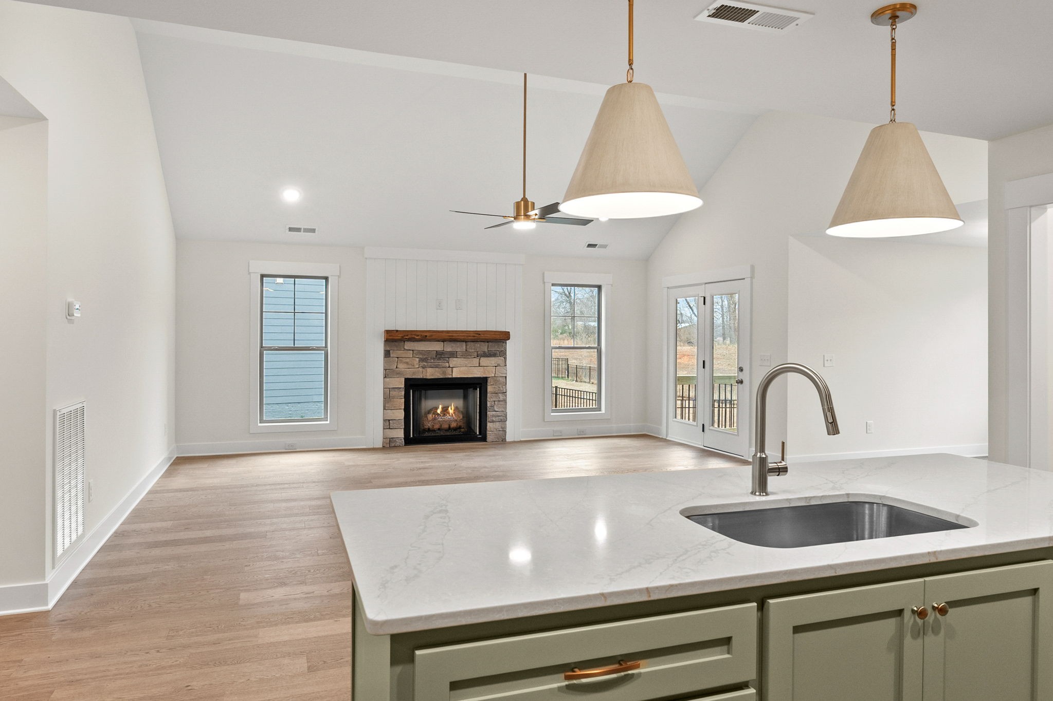 1620 Collins View Way