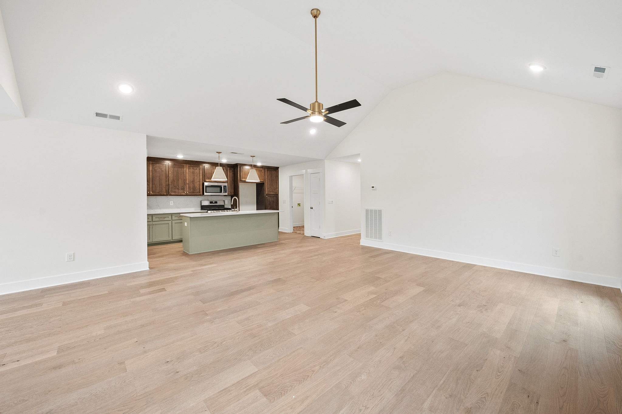 1620 Collins View Way