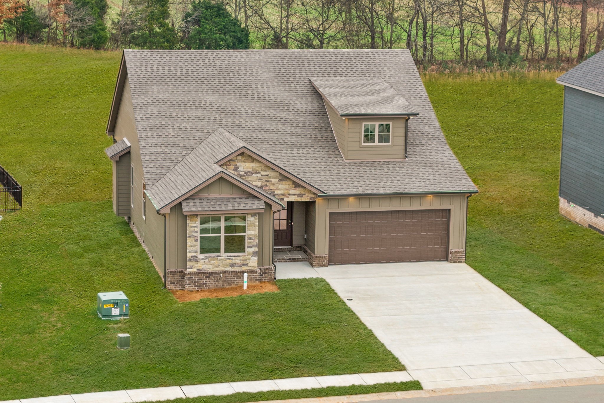 1620 Collins View Way