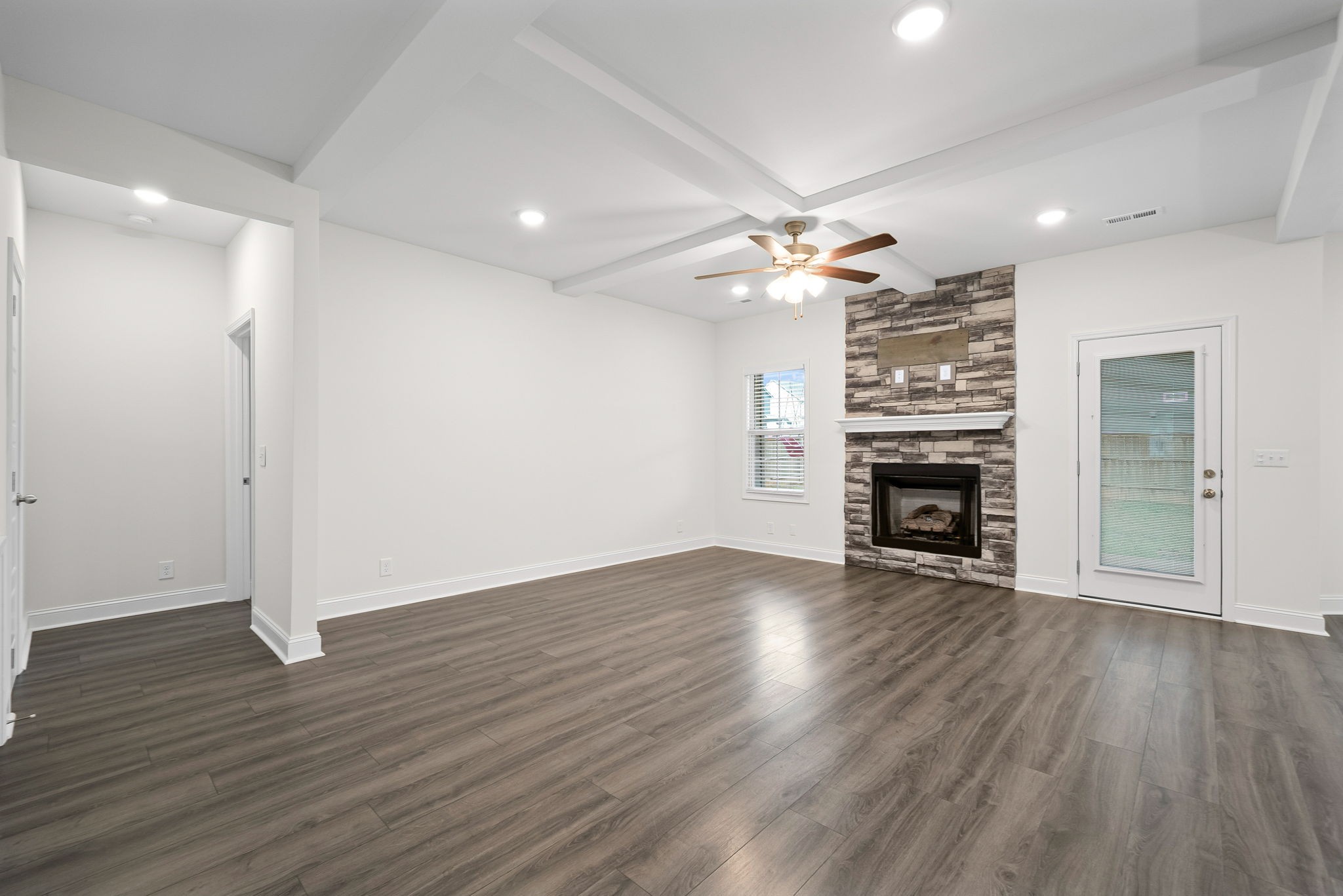 501 Bloomington Trce