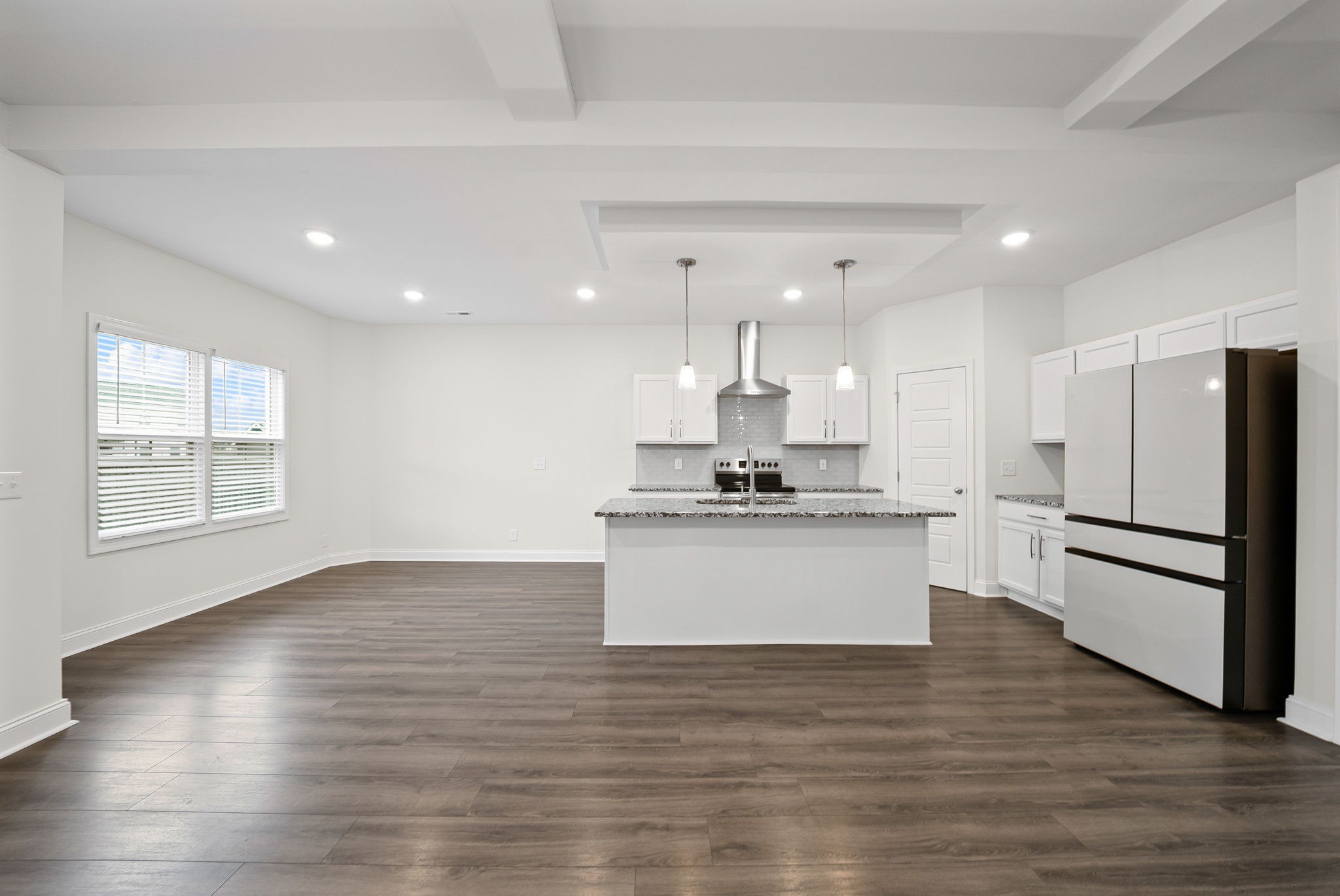 501 Bloomington Trce