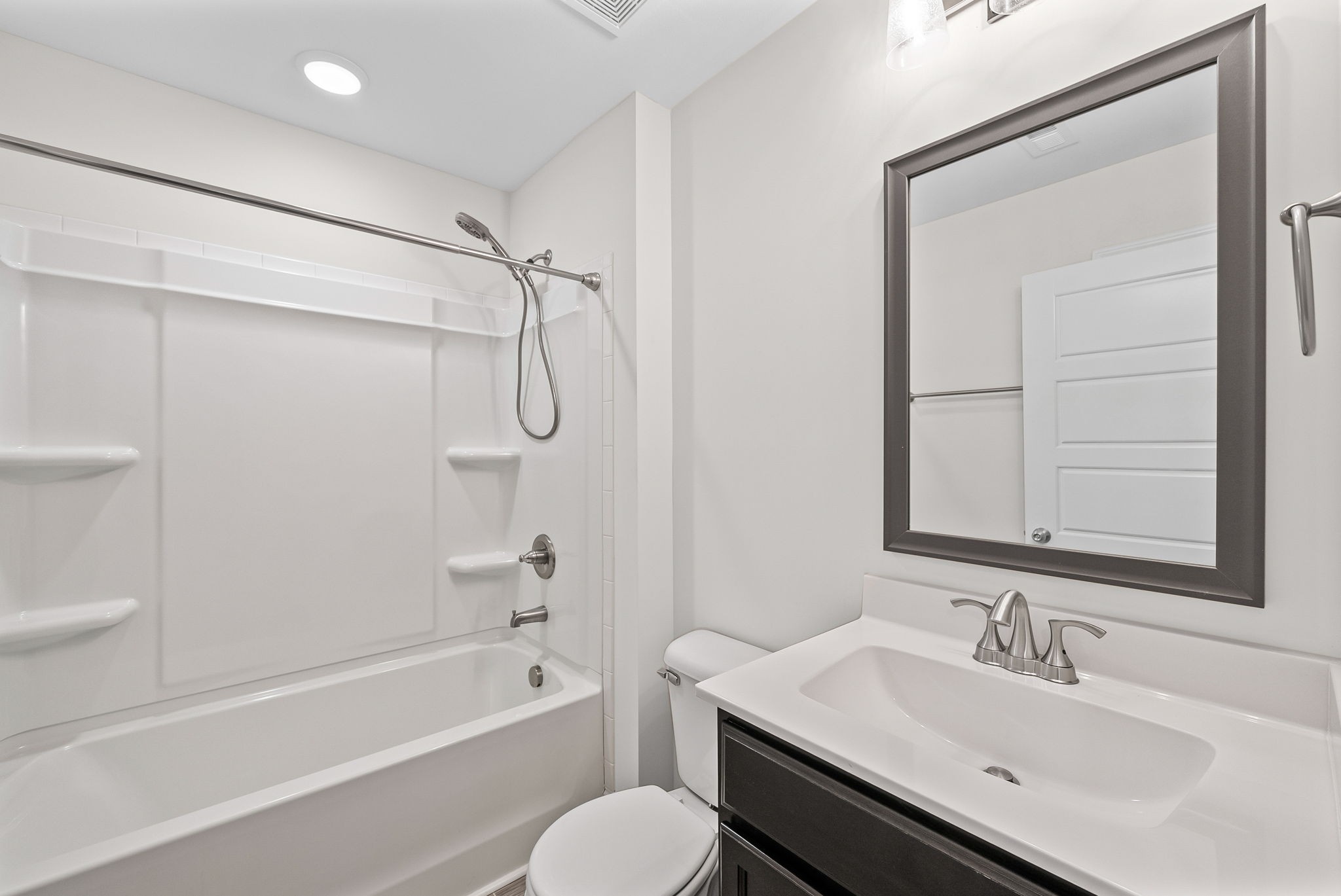 501 Bloomington Trce