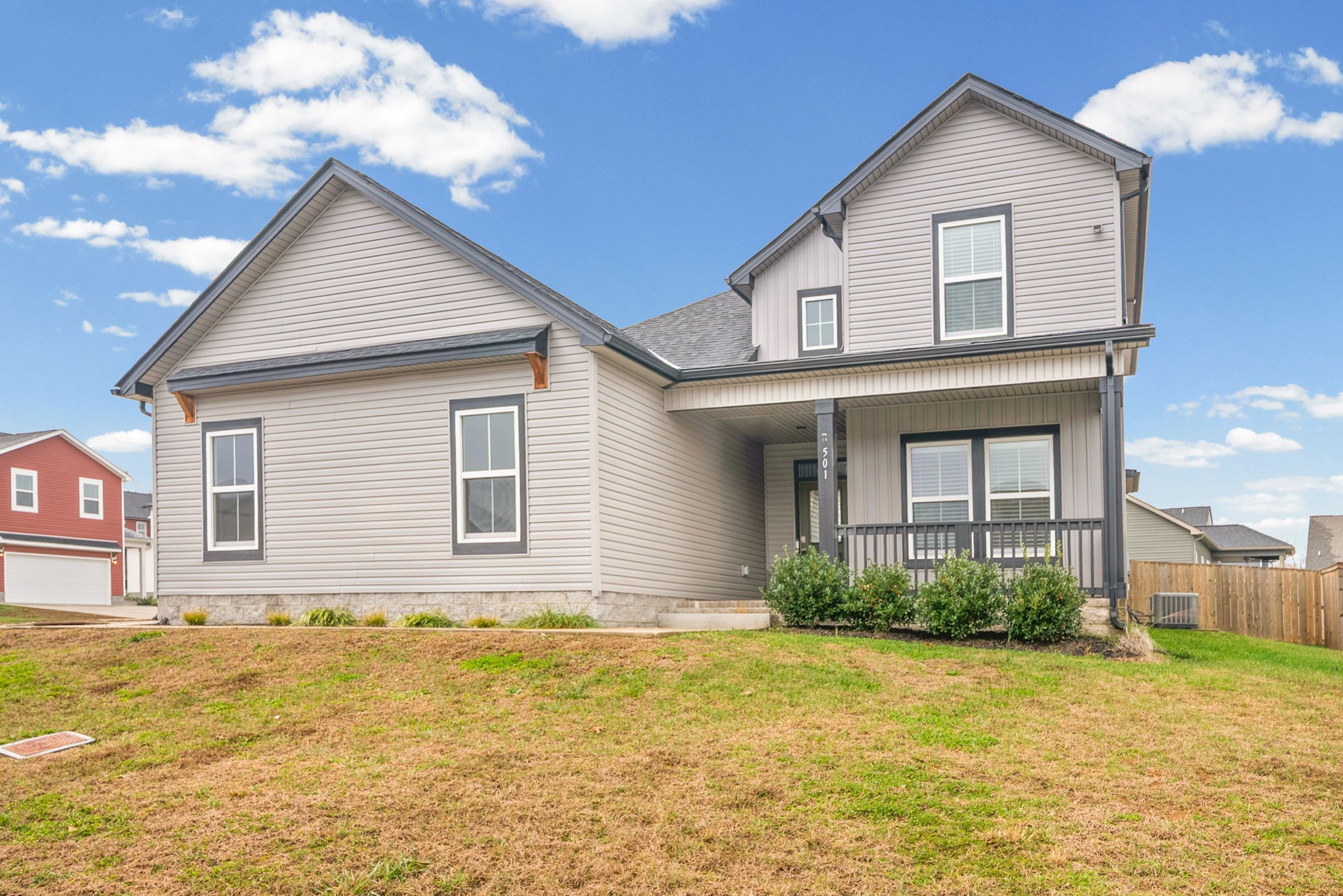 501 Bloomington Trce