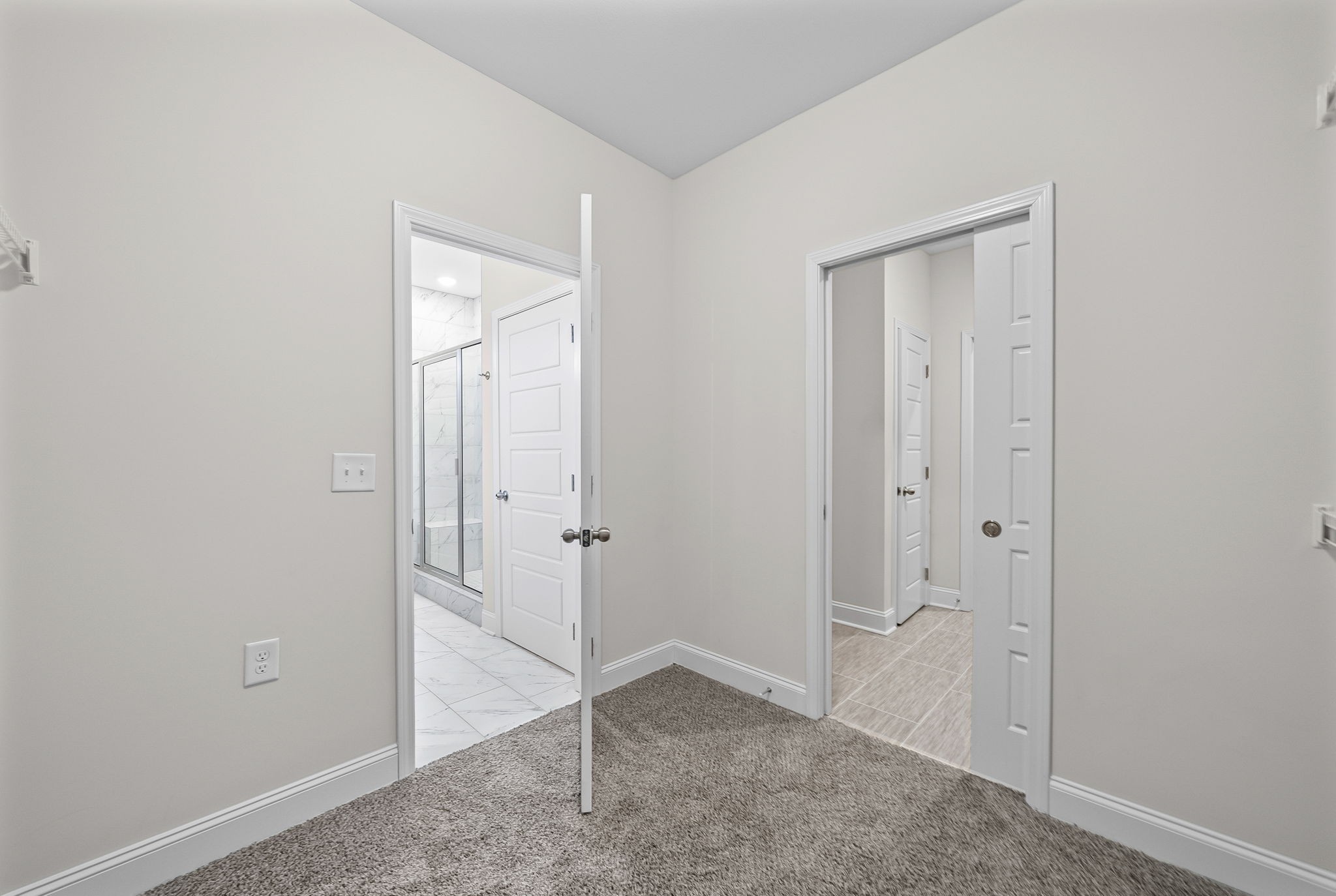 501 Bloomington Trce