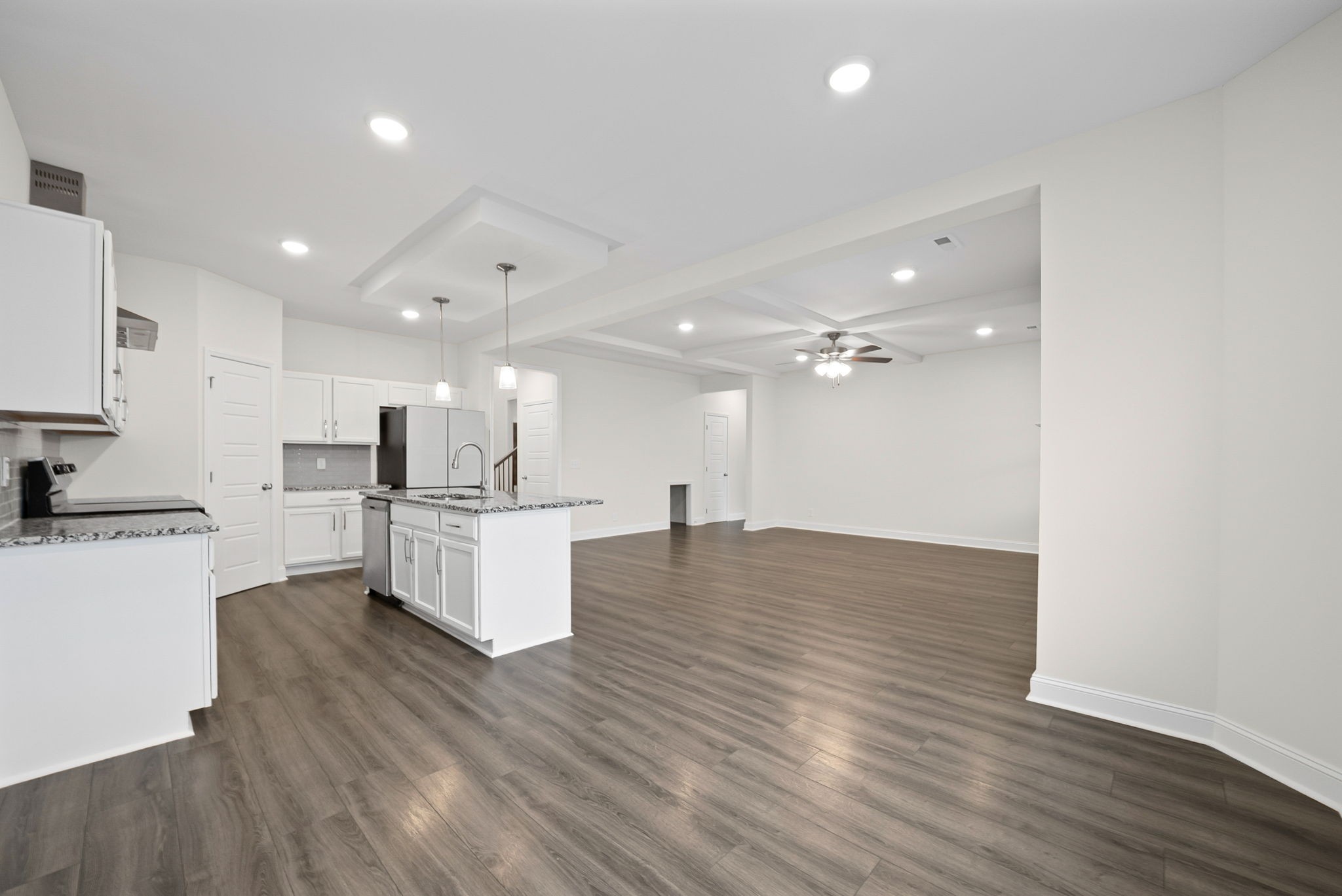 501 Bloomington Trce