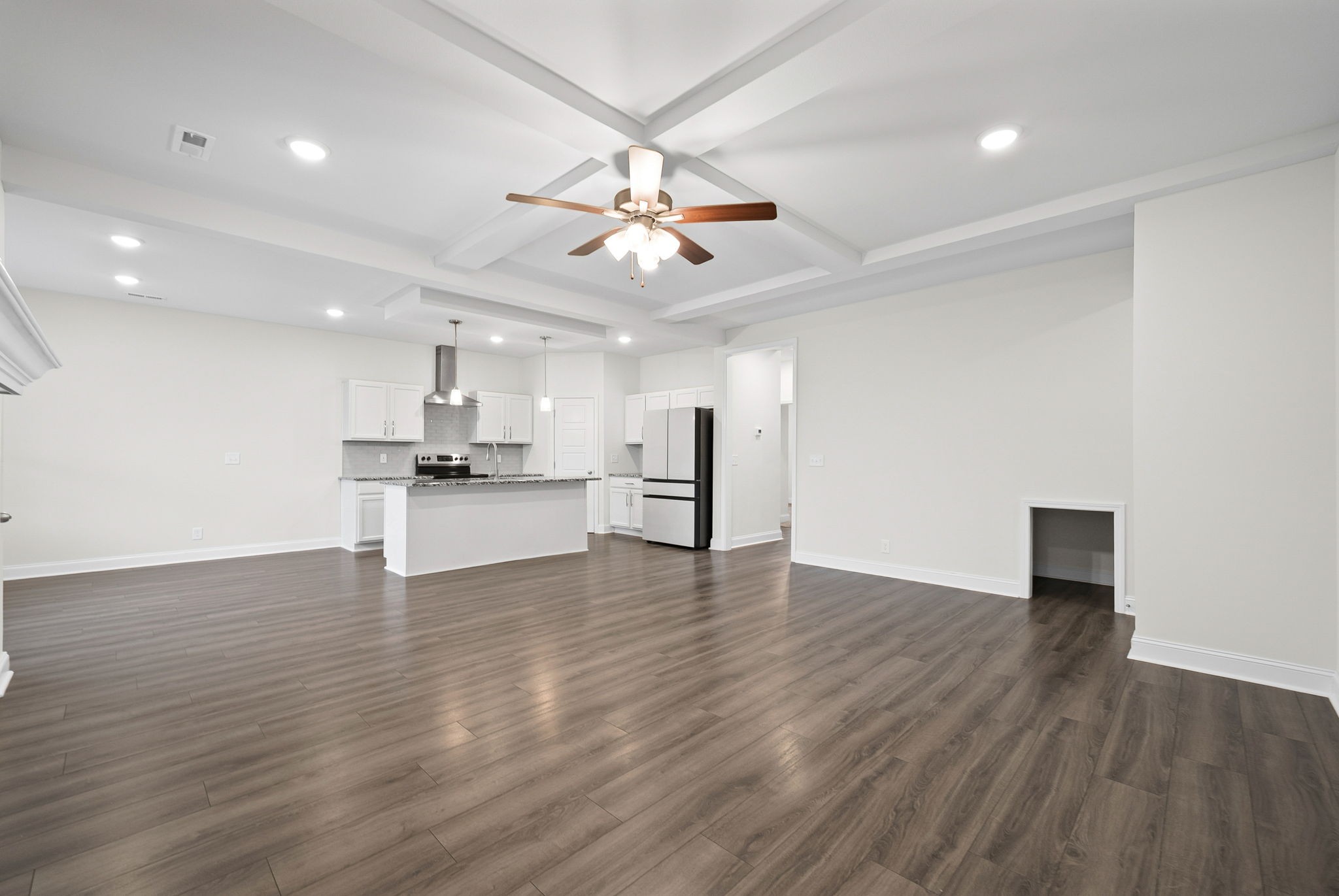 501 Bloomington Trce
