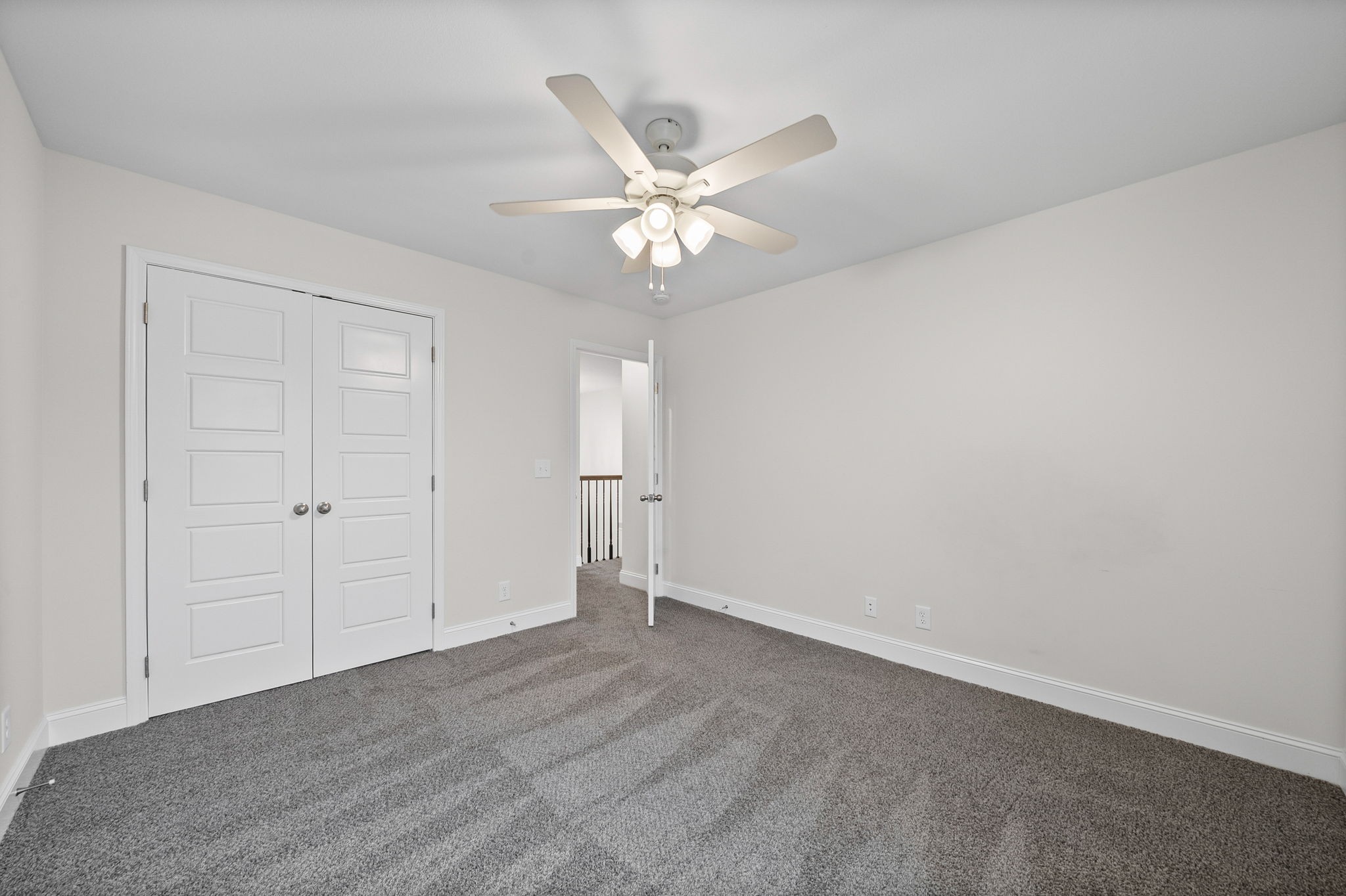 501 Bloomington Trce