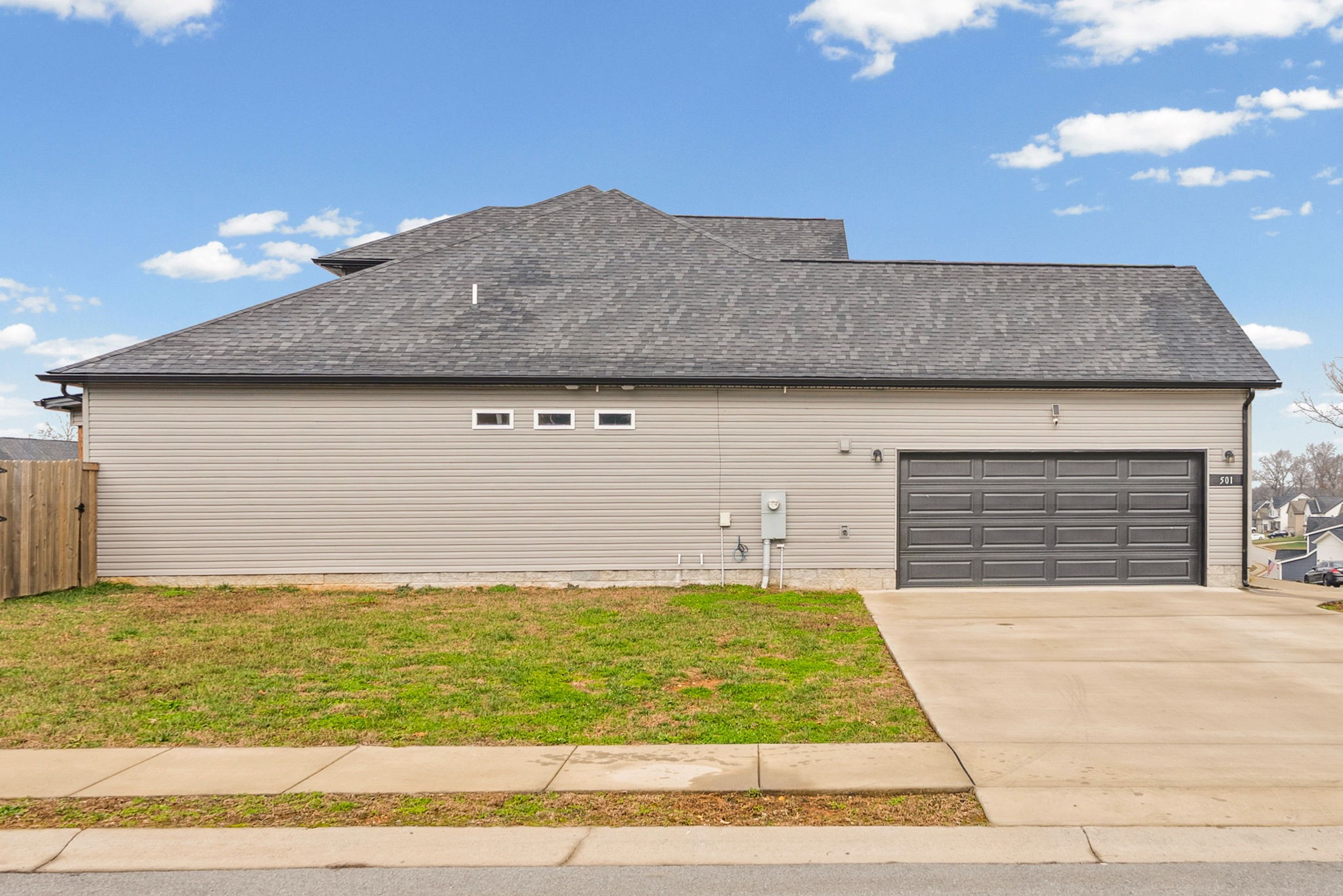501 Bloomington Trce
