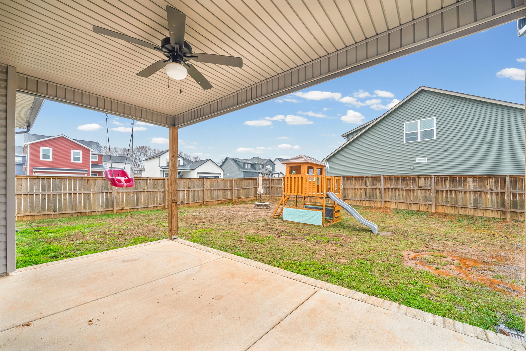 501 Bloomington Trce