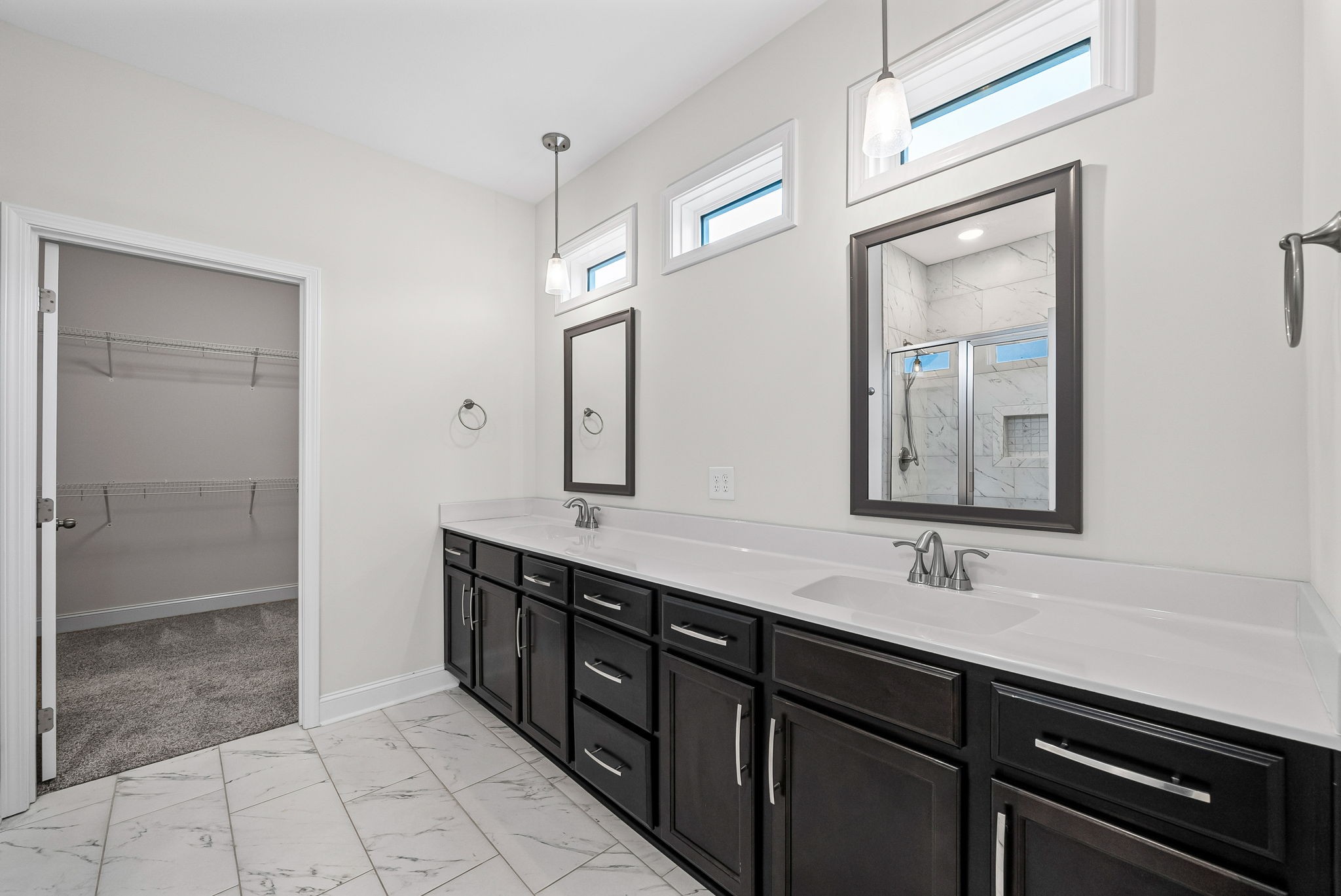 501 Bloomington Trce