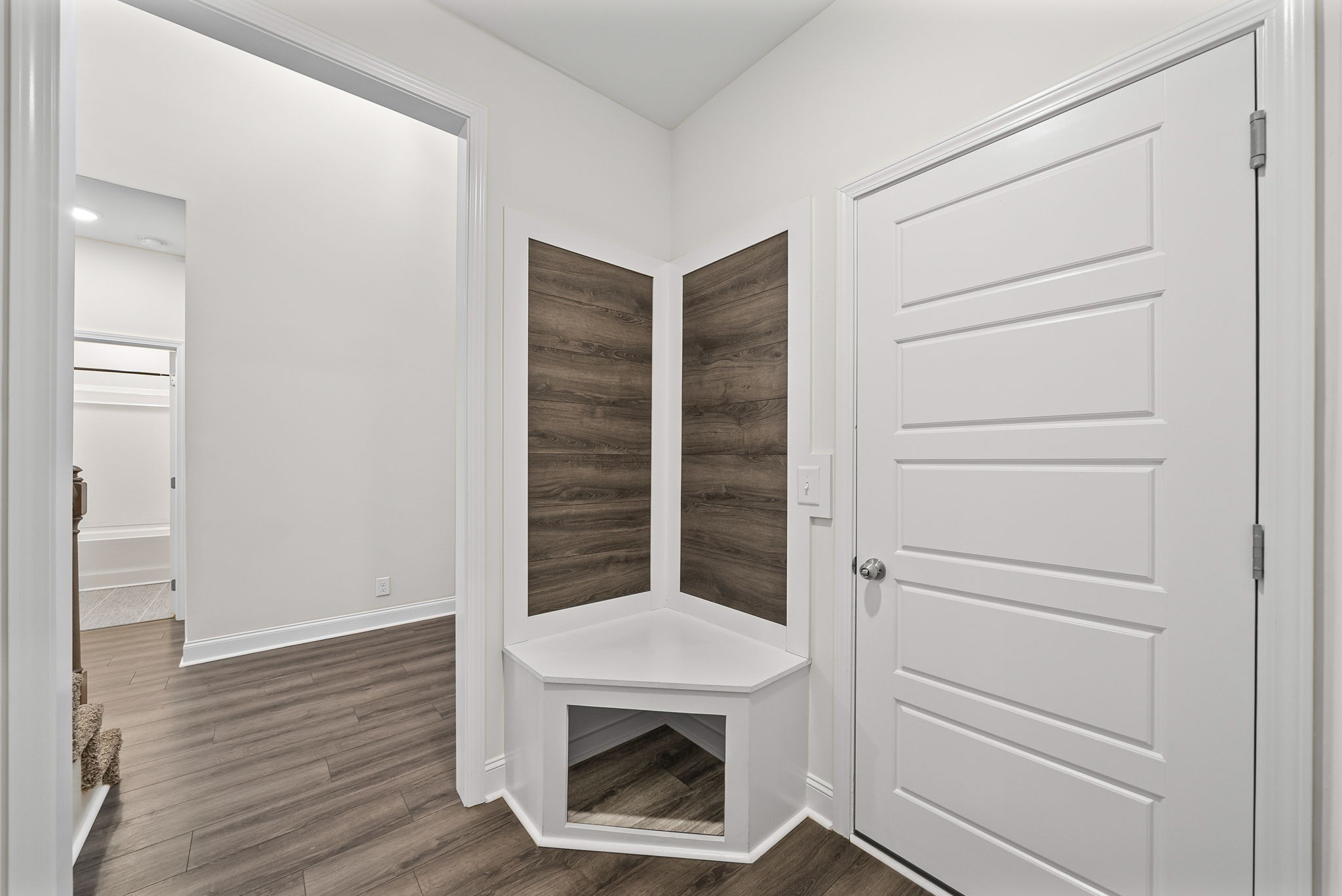 501 Bloomington Trce