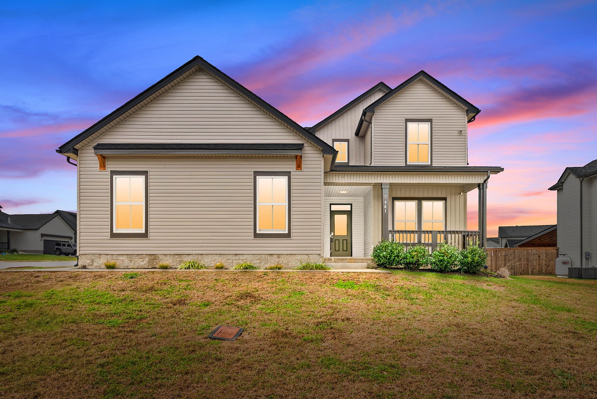 501 Bloomington Trce