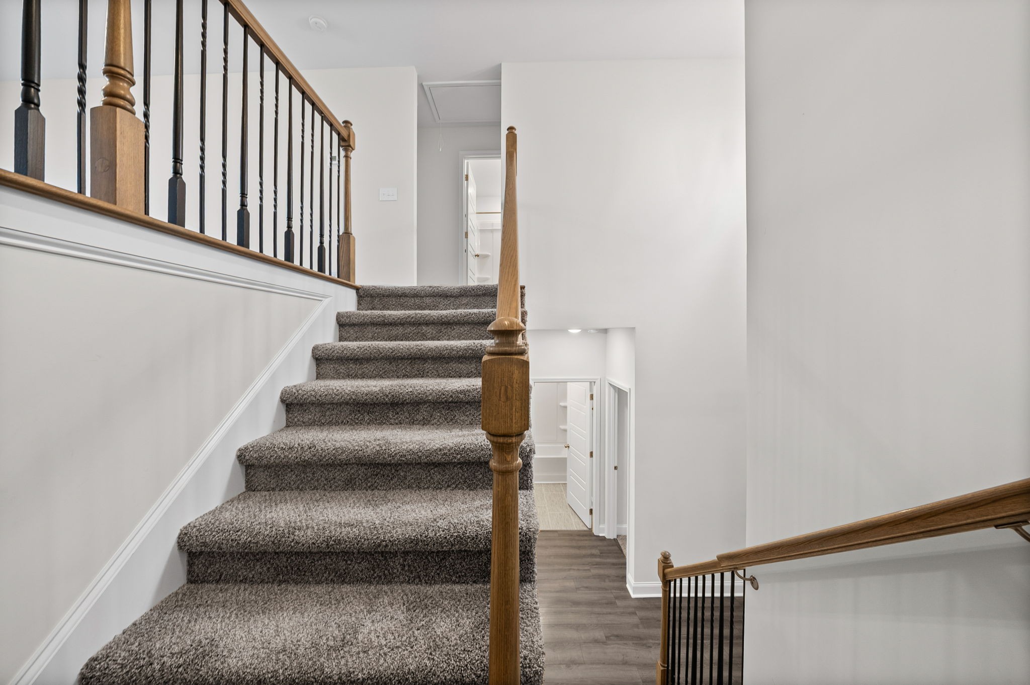 501 Bloomington Trce