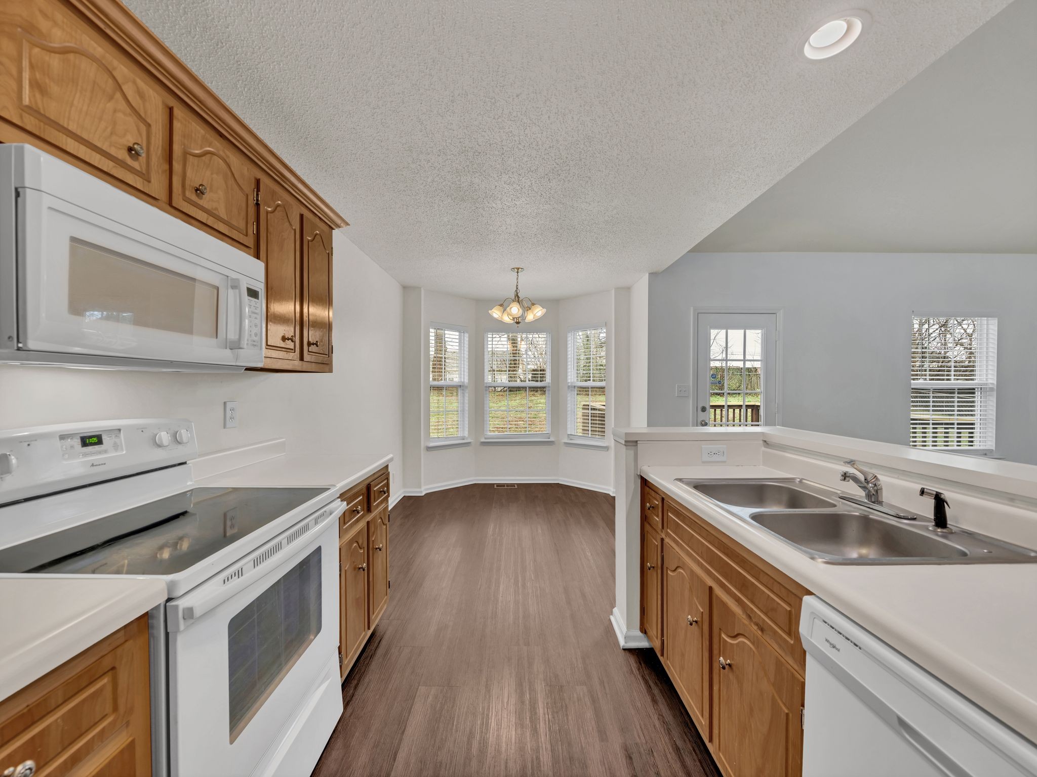 3823 Angelise Ln, NE