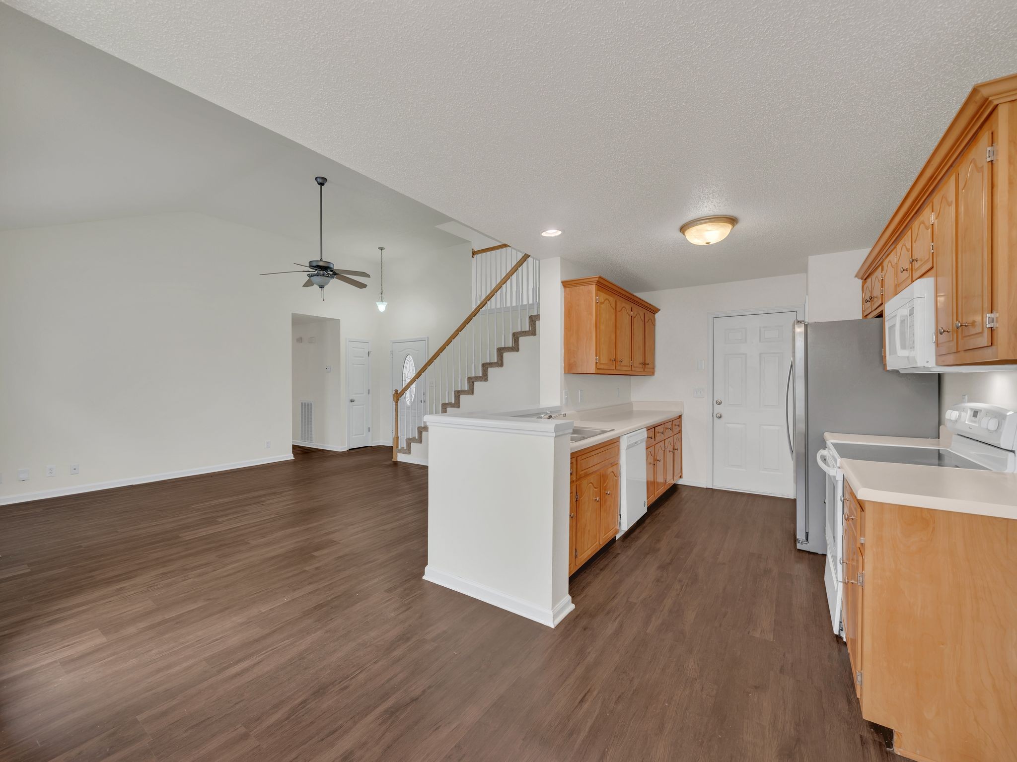 3823 Angelise Ln, NE