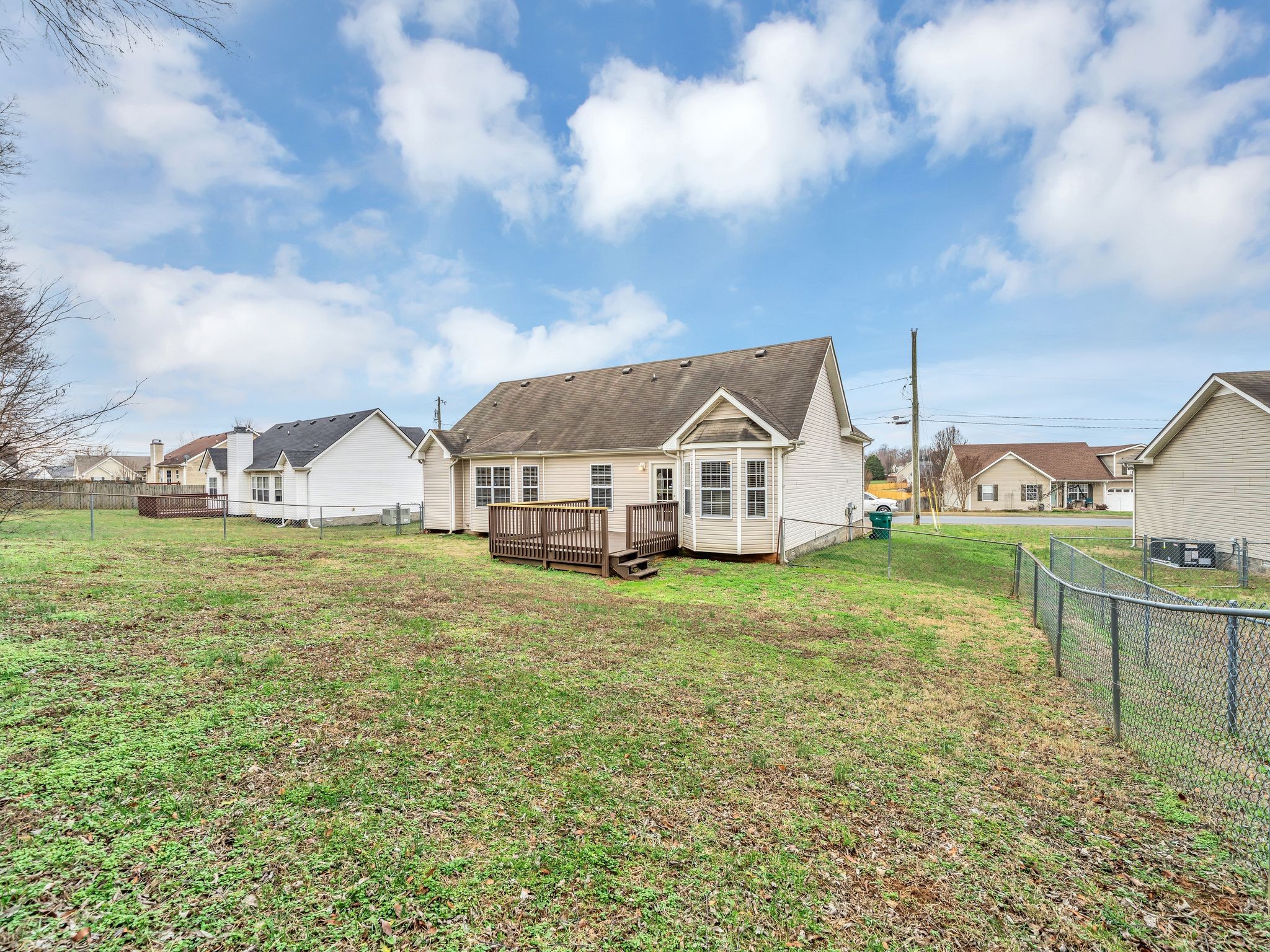 3823 Angelise Ln, NE