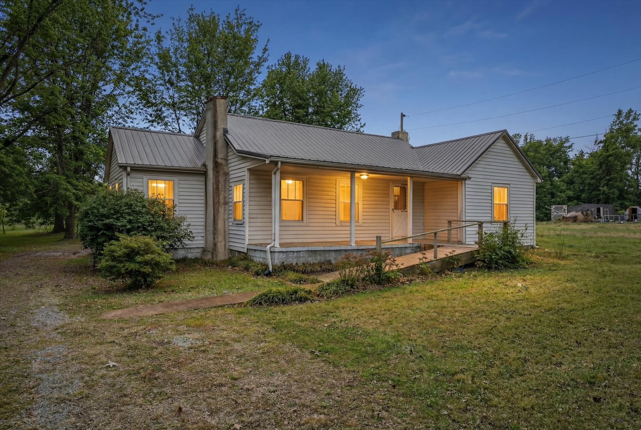 3236 Dover Rd