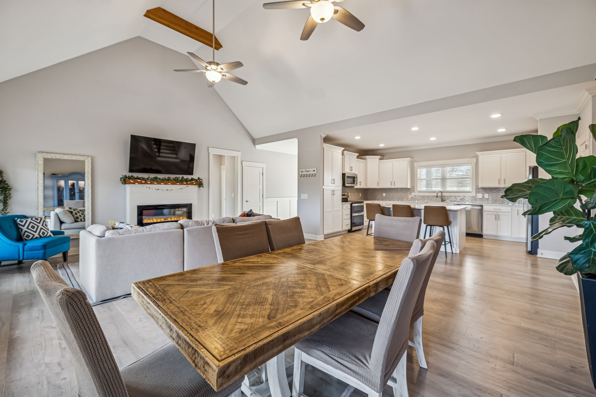 1005 Hickory Point Rd