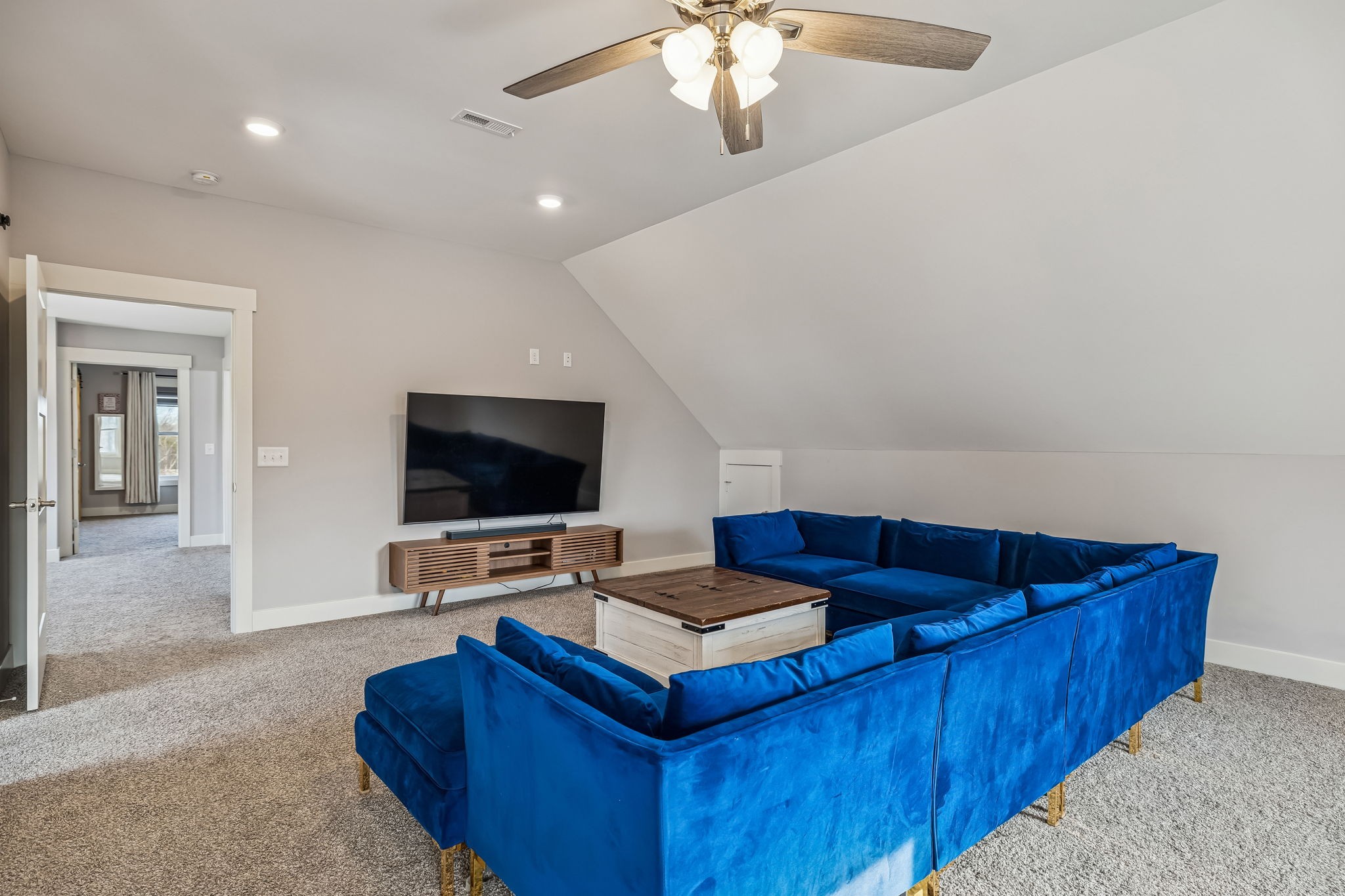 1005 Hickory Point Rd