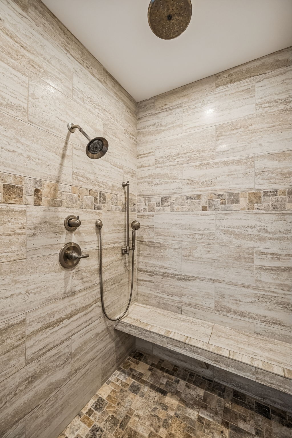 1005 Hickory Point Rd