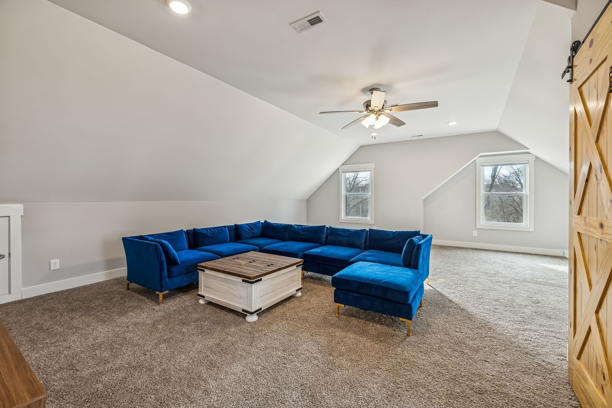 1005 Hickory Point Rd