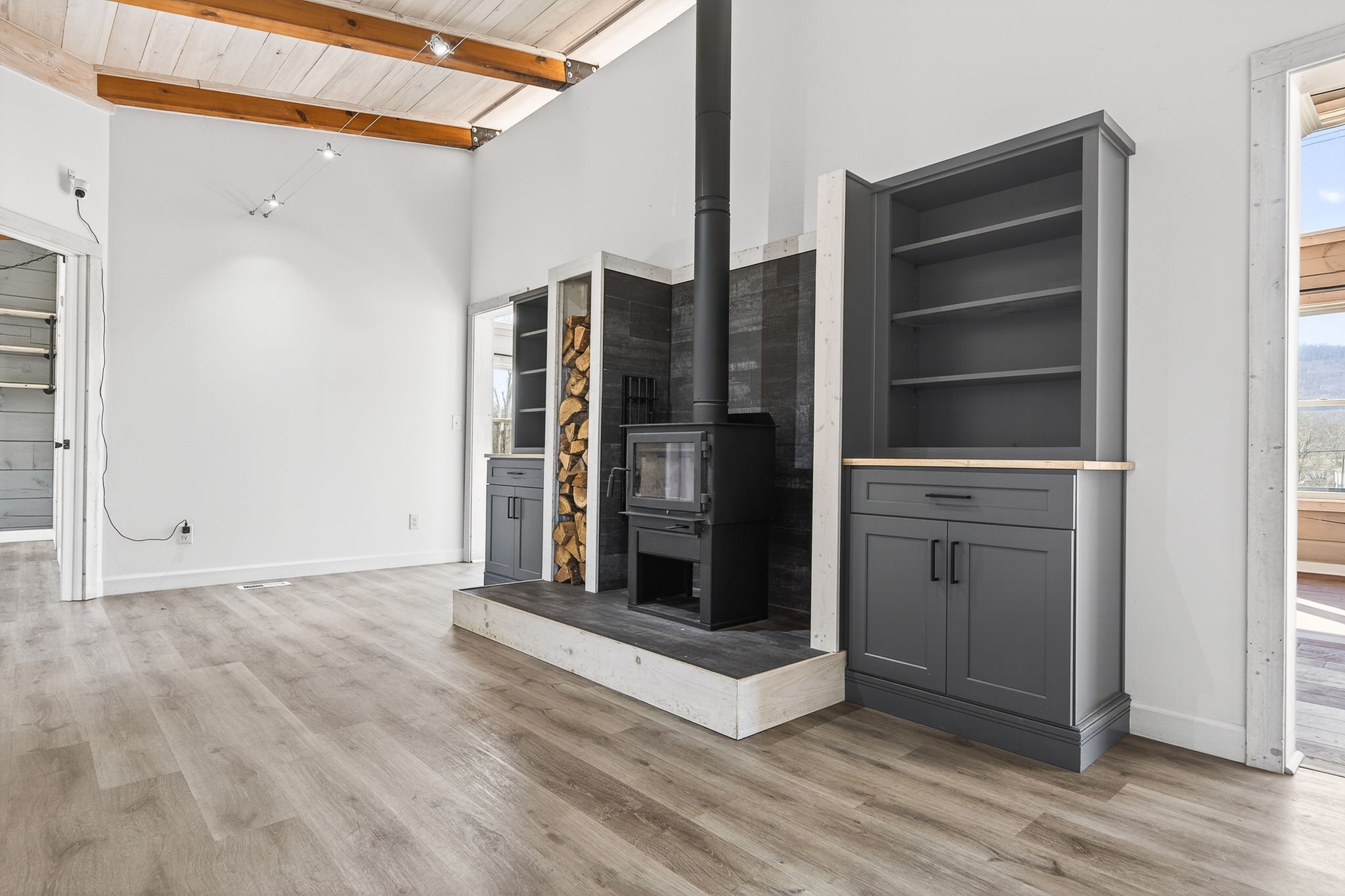 1405 Cane Creek Cummingsville Rd
