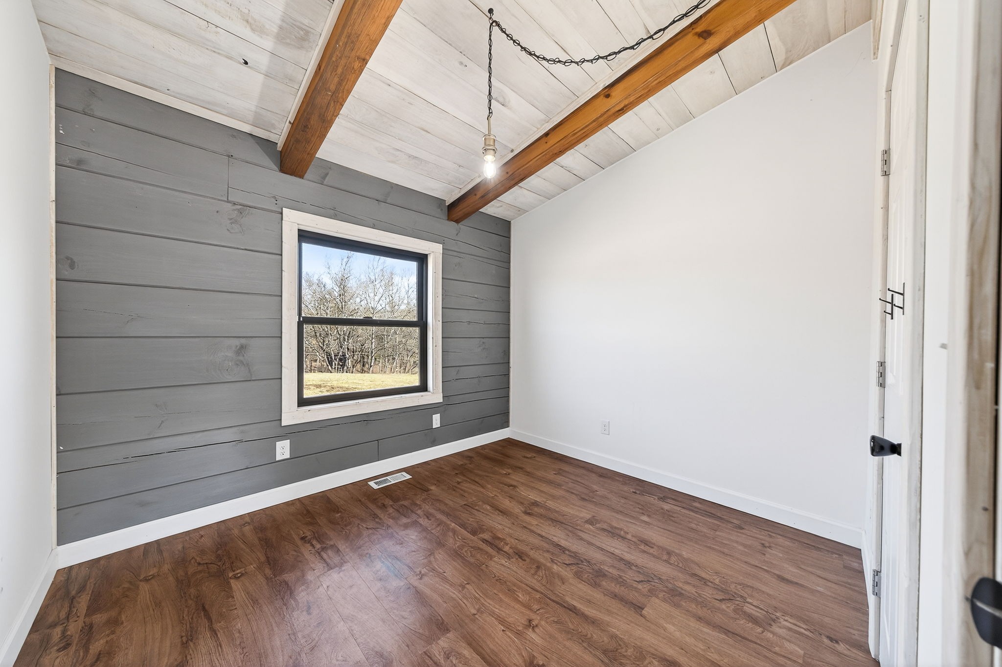 1405 Cane Creek Cummingsville Rd