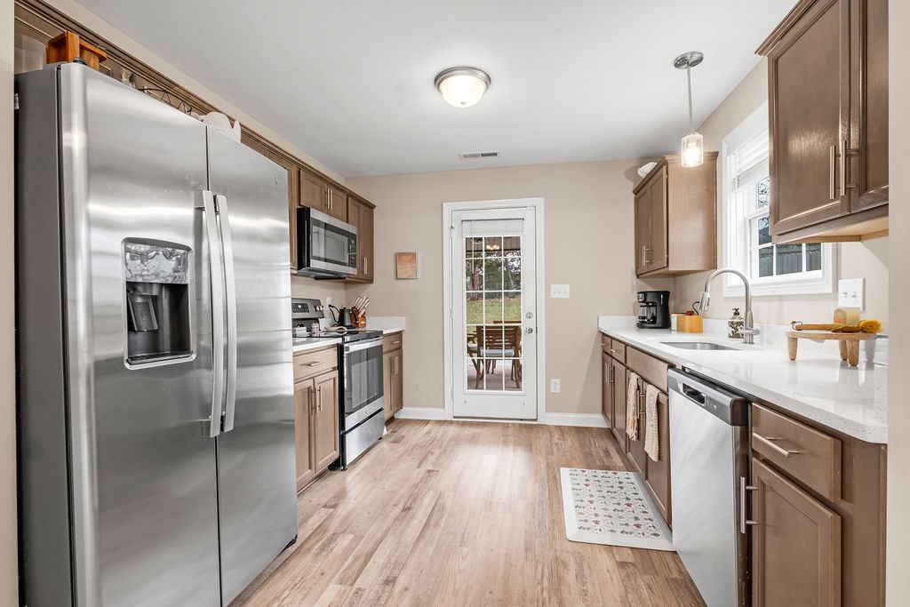 803 Lillian Grace Dr