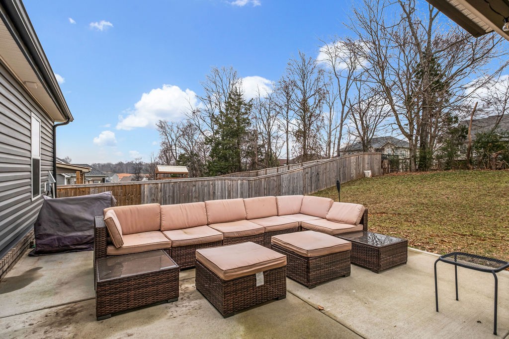 803 Lillian Grace Dr