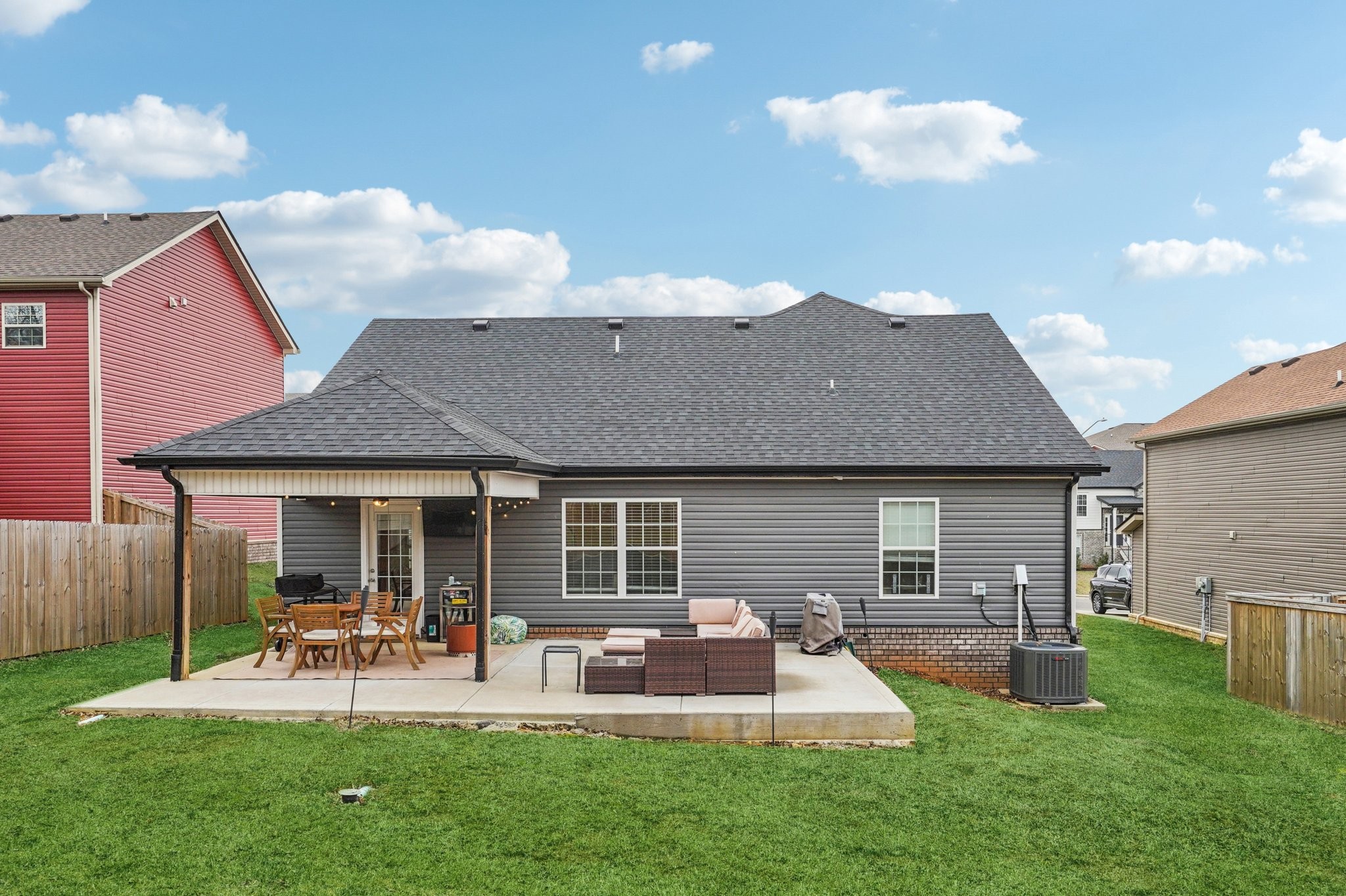 803 Lillian Grace Dr