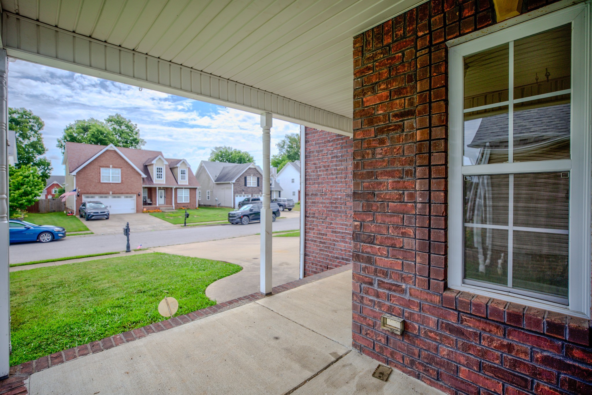 3344 Melissa Ln