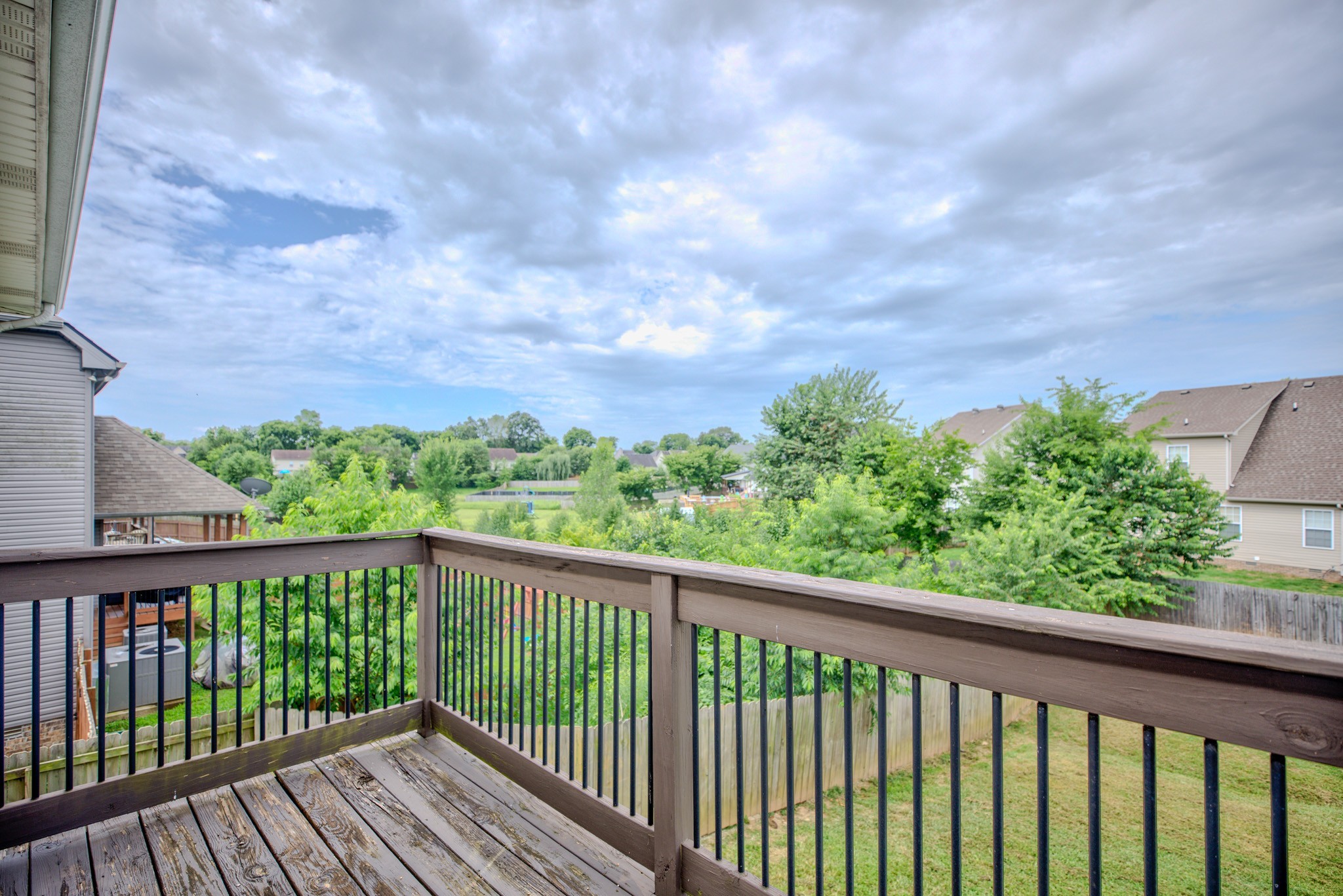 3344 Melissa Ln