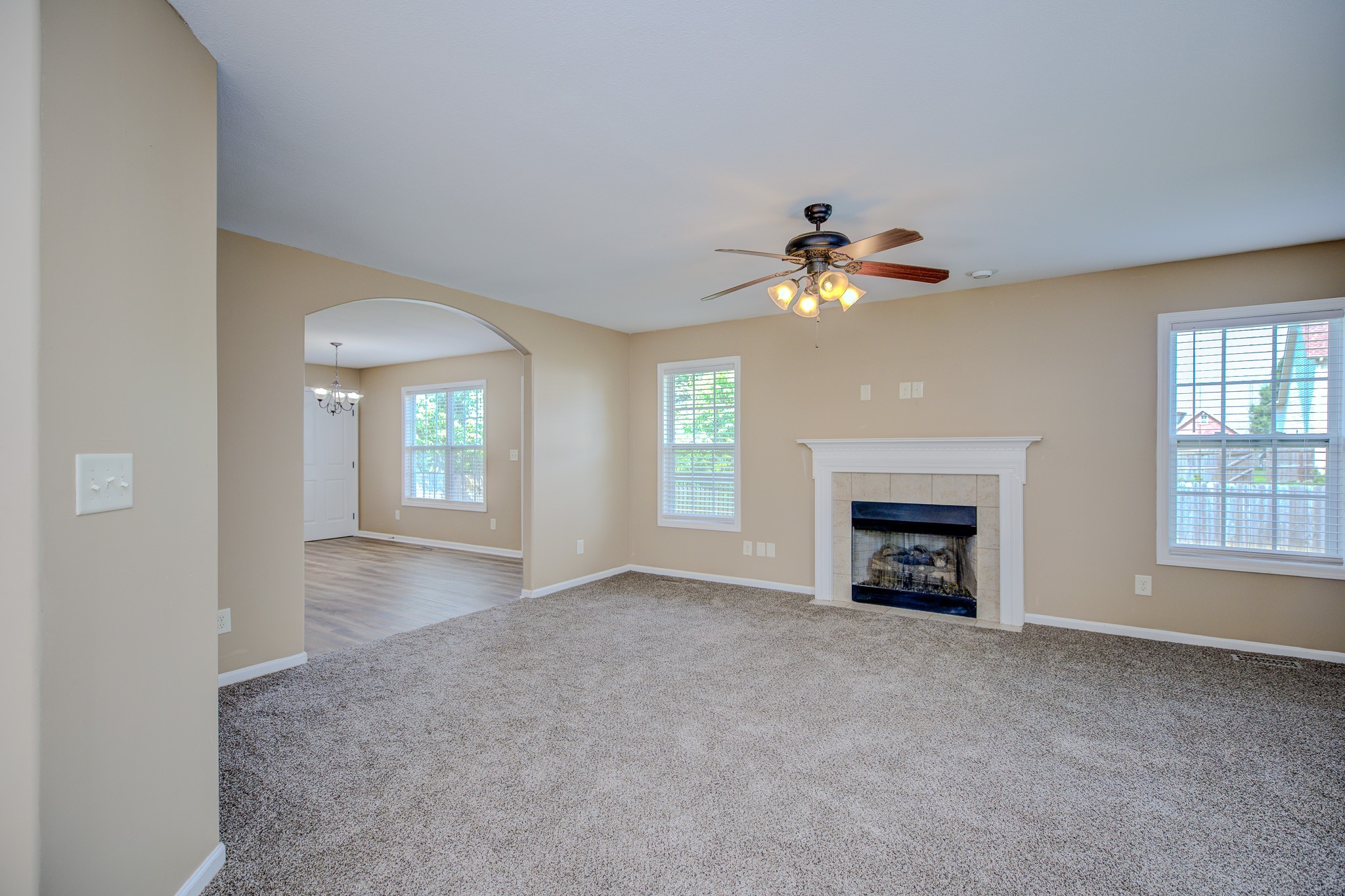 3344 Melissa Ln
