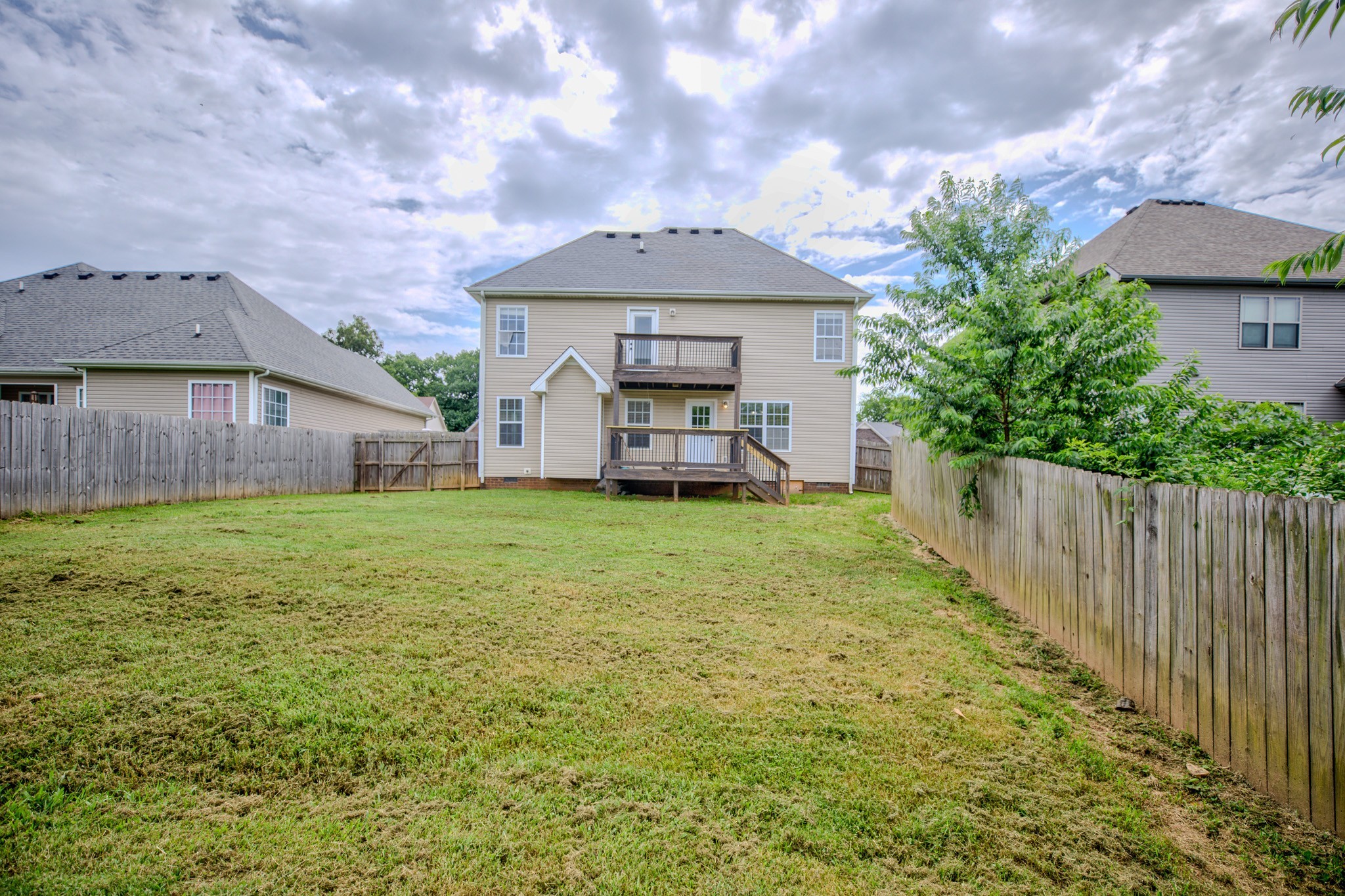 3344 Melissa Ln