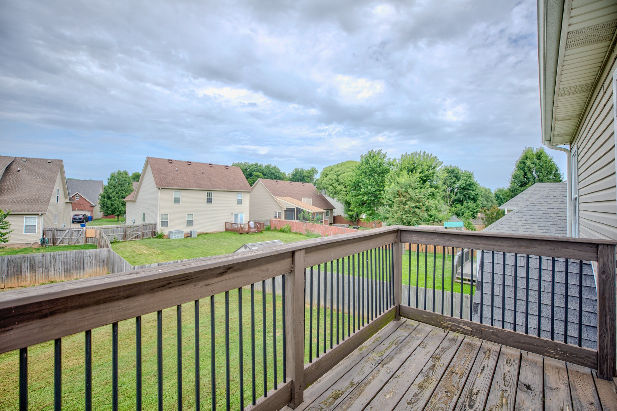 3344 Melissa Ln