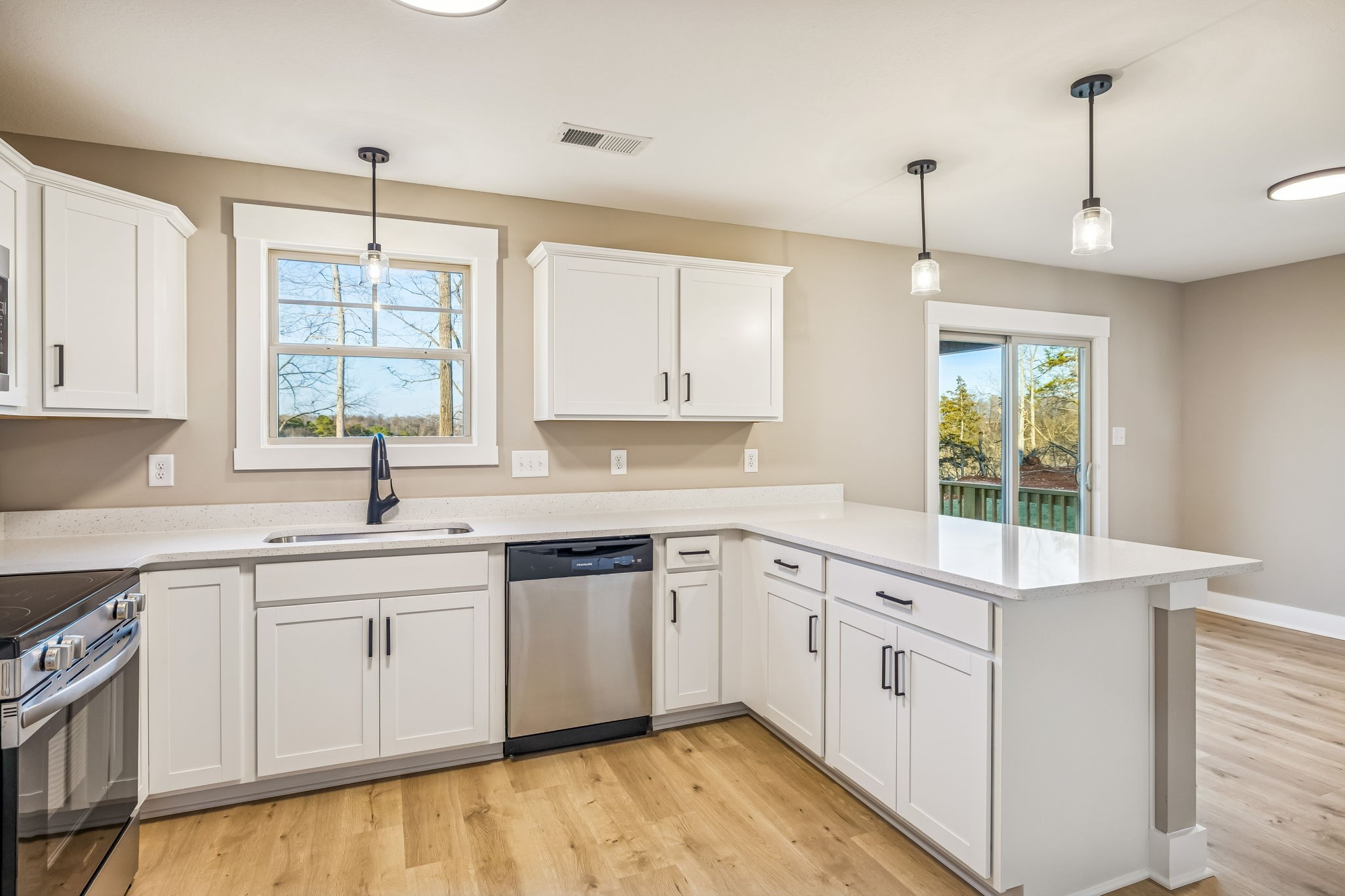 365 Cardinal Creek