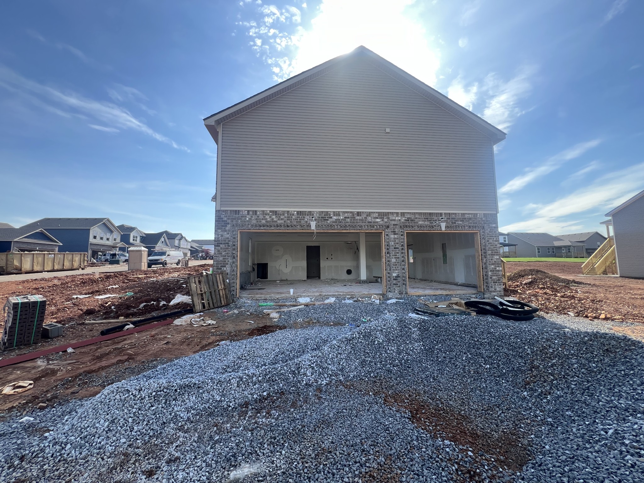 352 Cardinal Creek