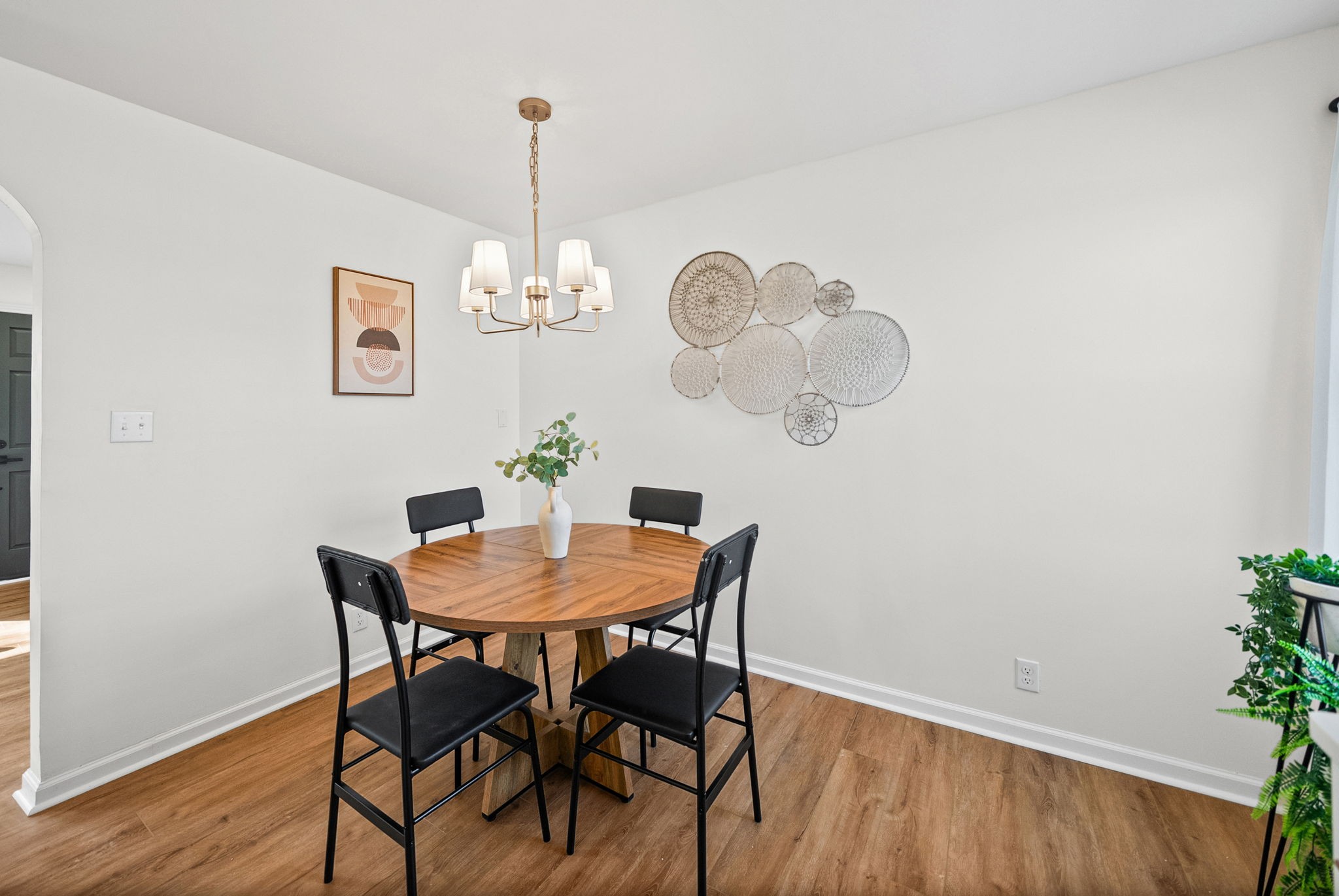 829 Glendale Dr