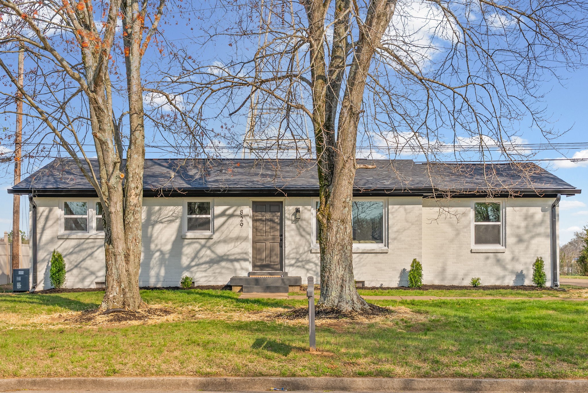 829 Glendale Dr