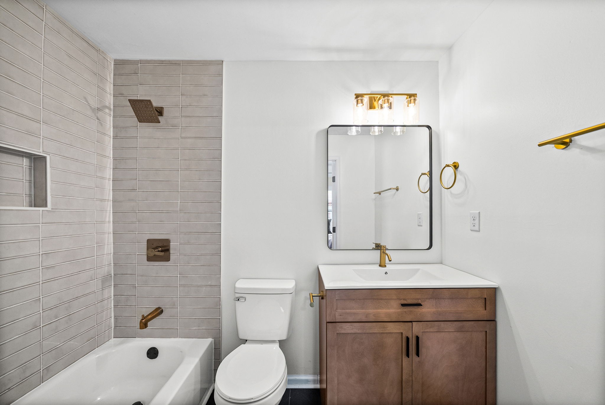 829 Glendale Dr