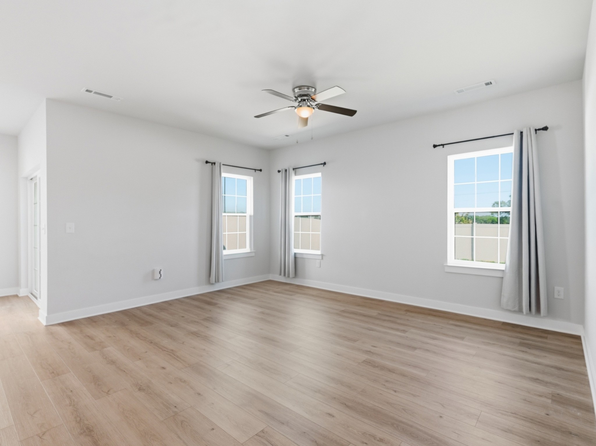 1132 Bay Meadows Way