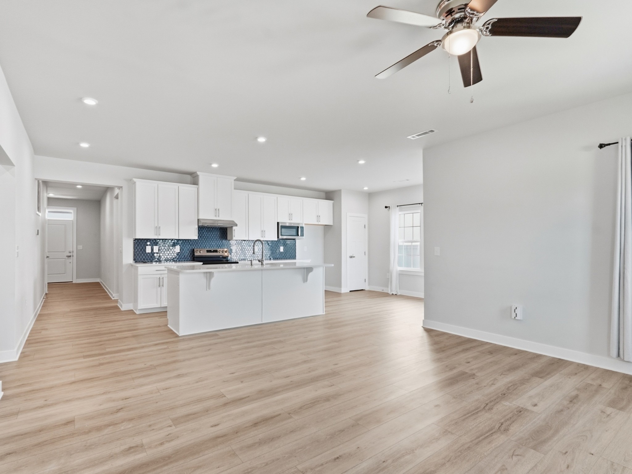 1132 Bay Meadows Way
