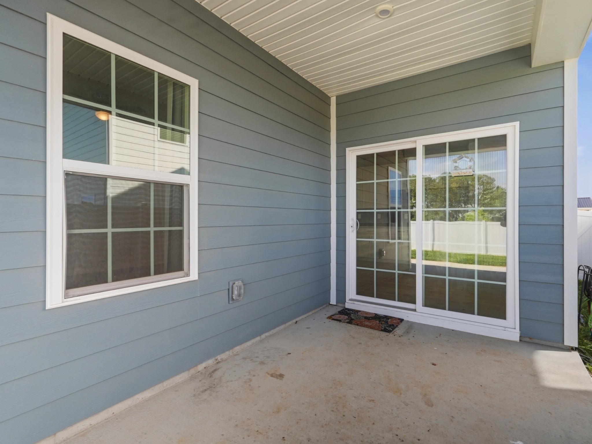 1132 Bay Meadows Way