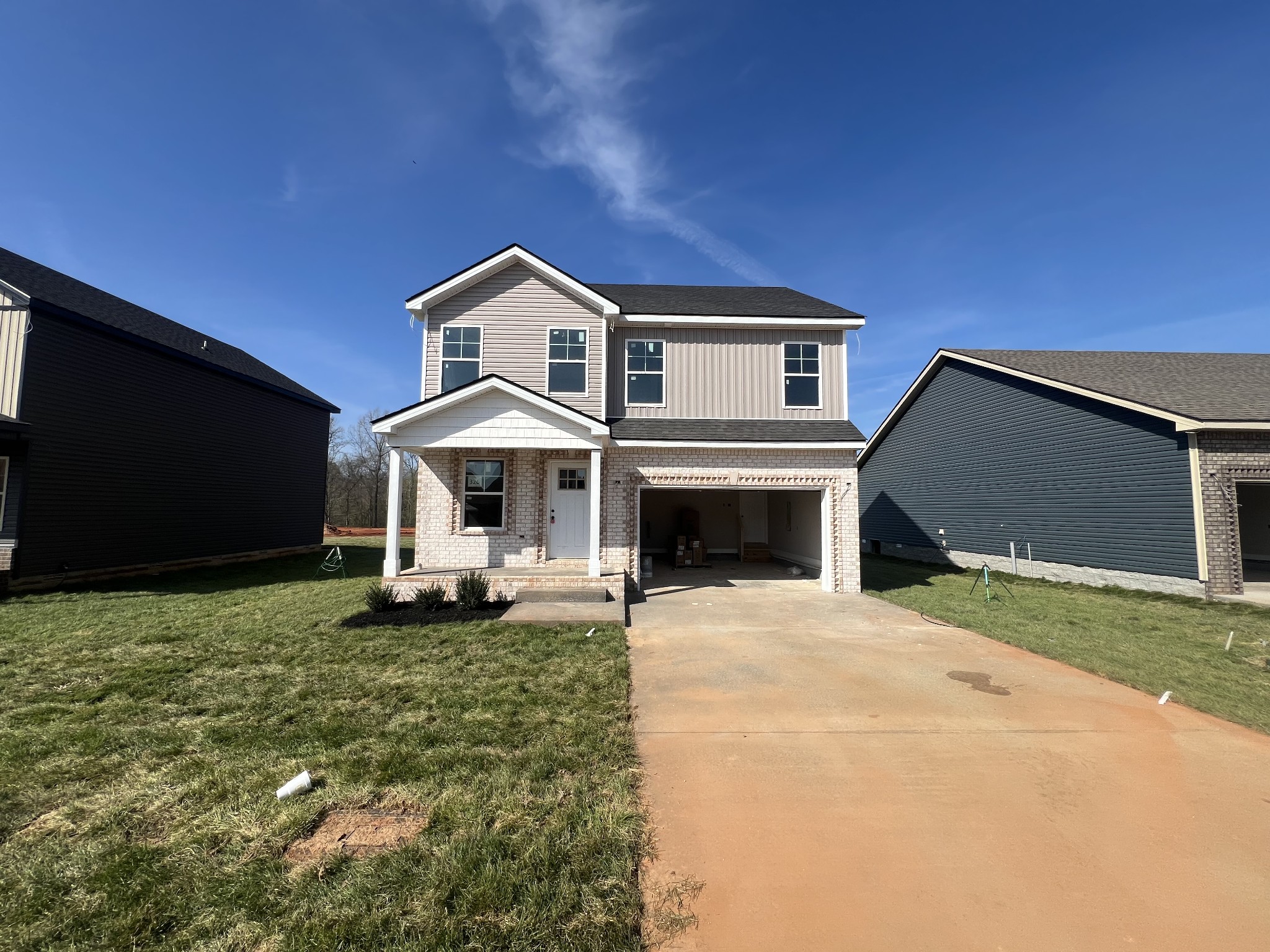 326 Cardinal Creek