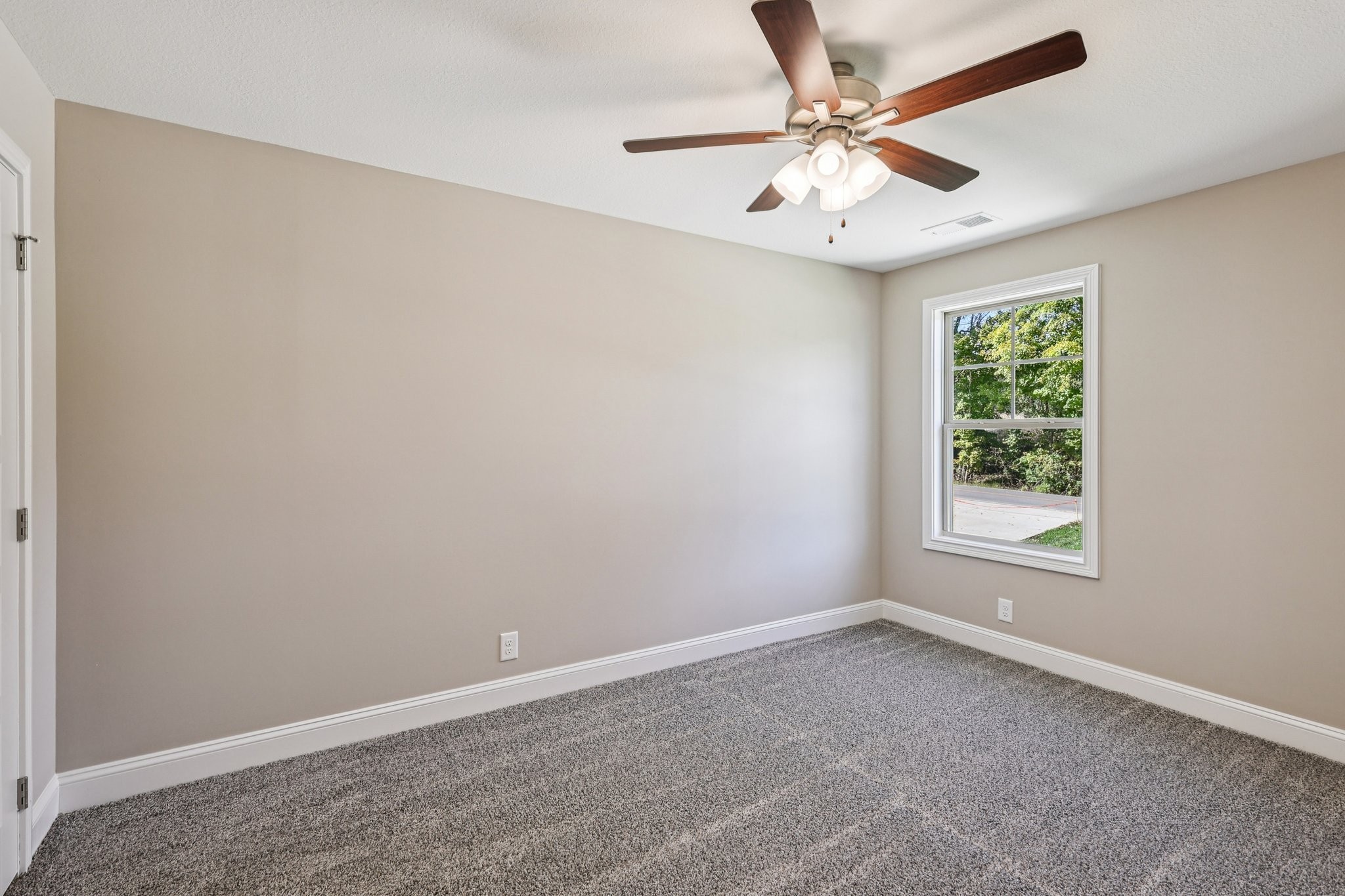 326 Cardinal Creek