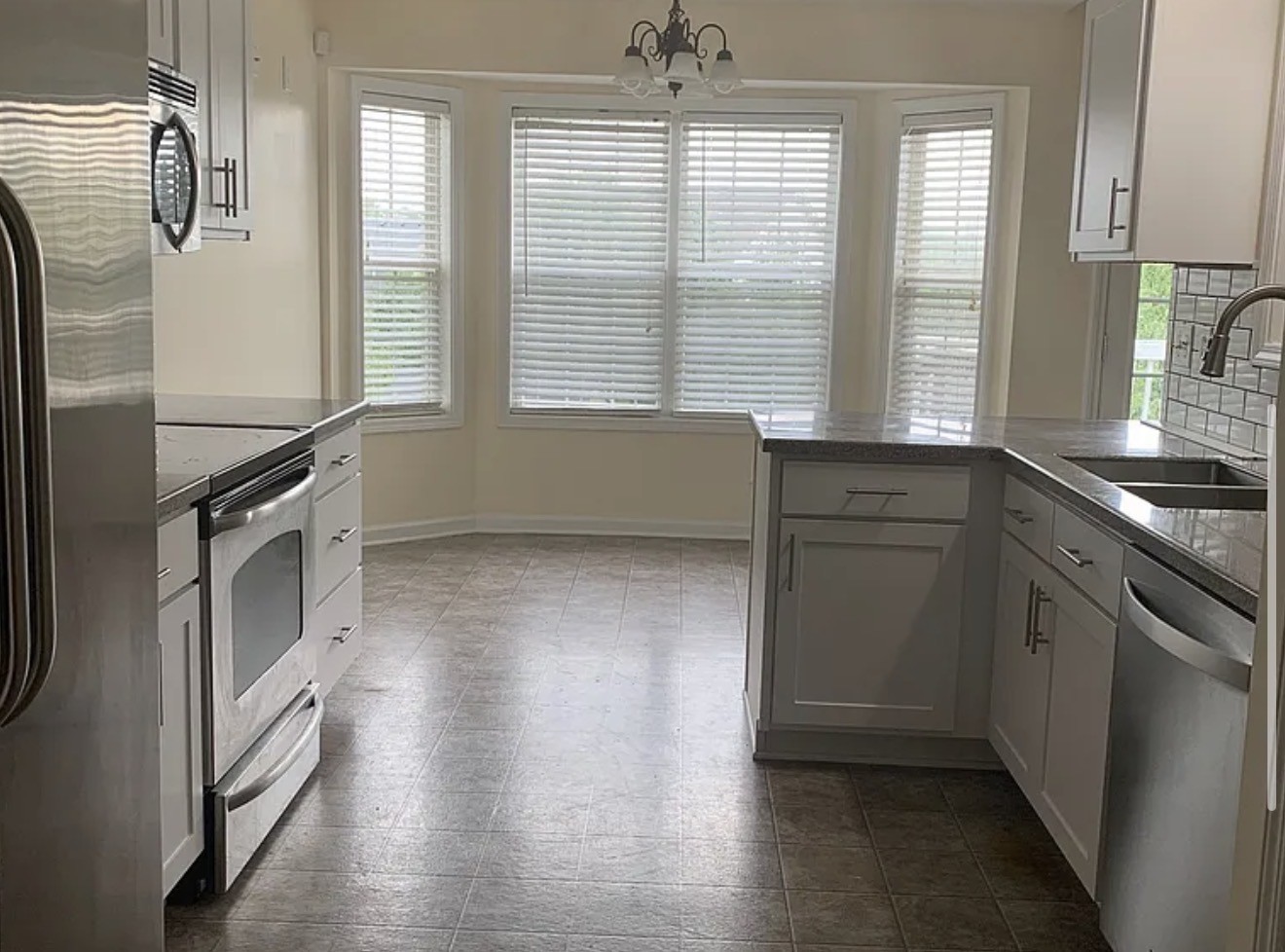 3192 Twelve Oaks Blvd