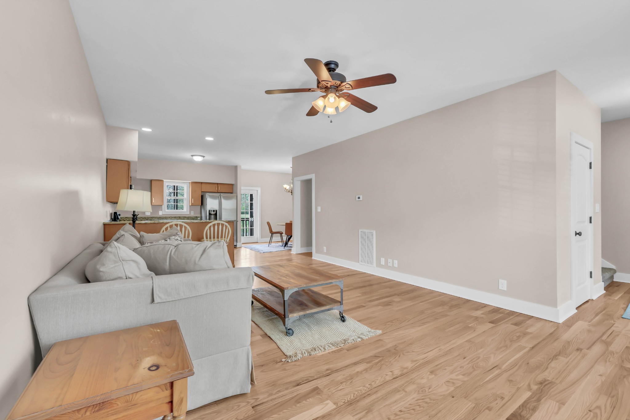 94 Promontory Ln