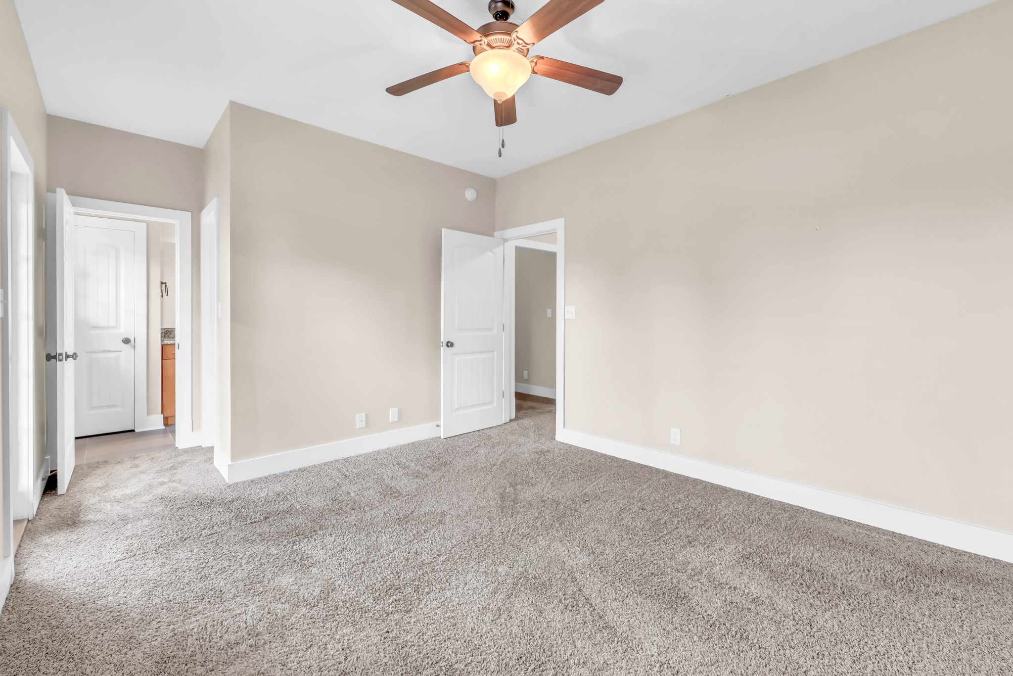 94 Promontory Ln
