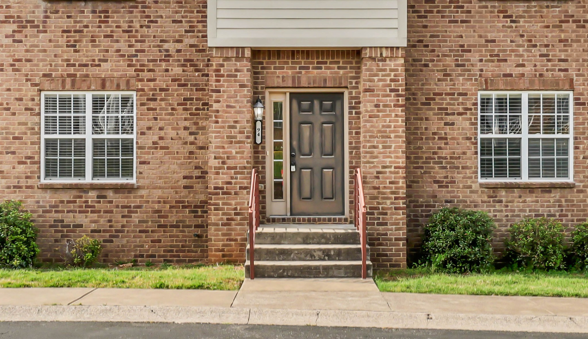 94 Promontory Ln