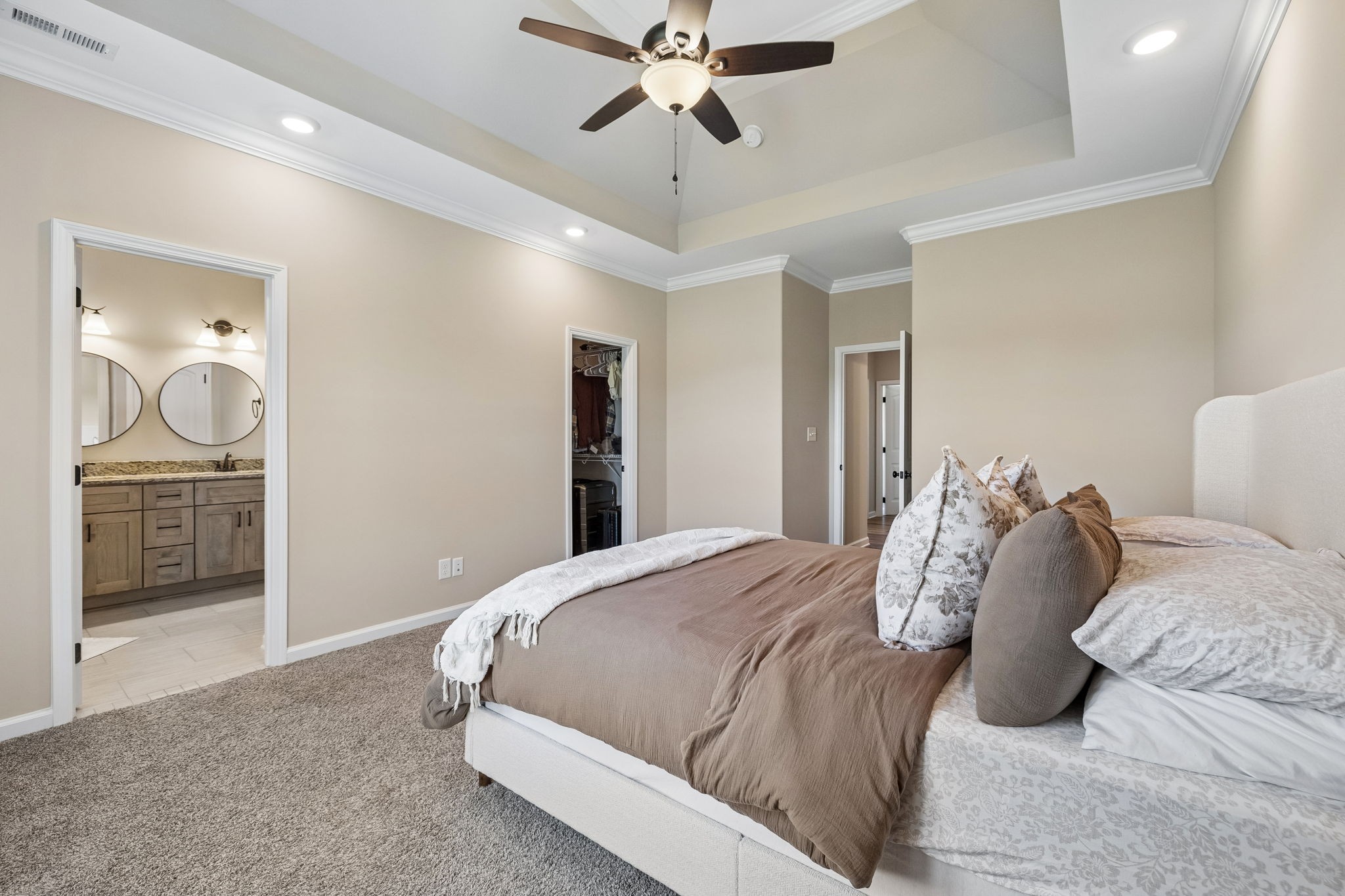 509 Shutes Folley Ln